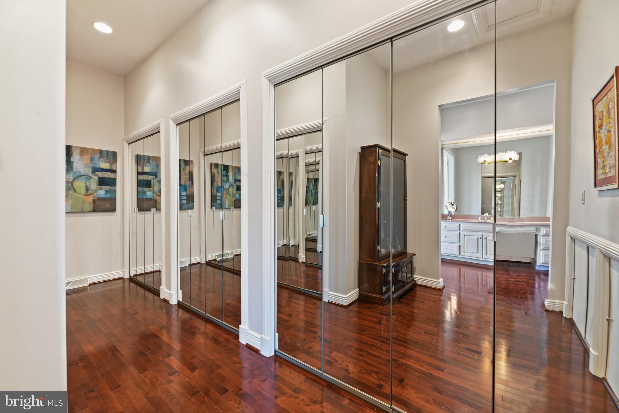 LAMBOURNE DOWNS - Residential