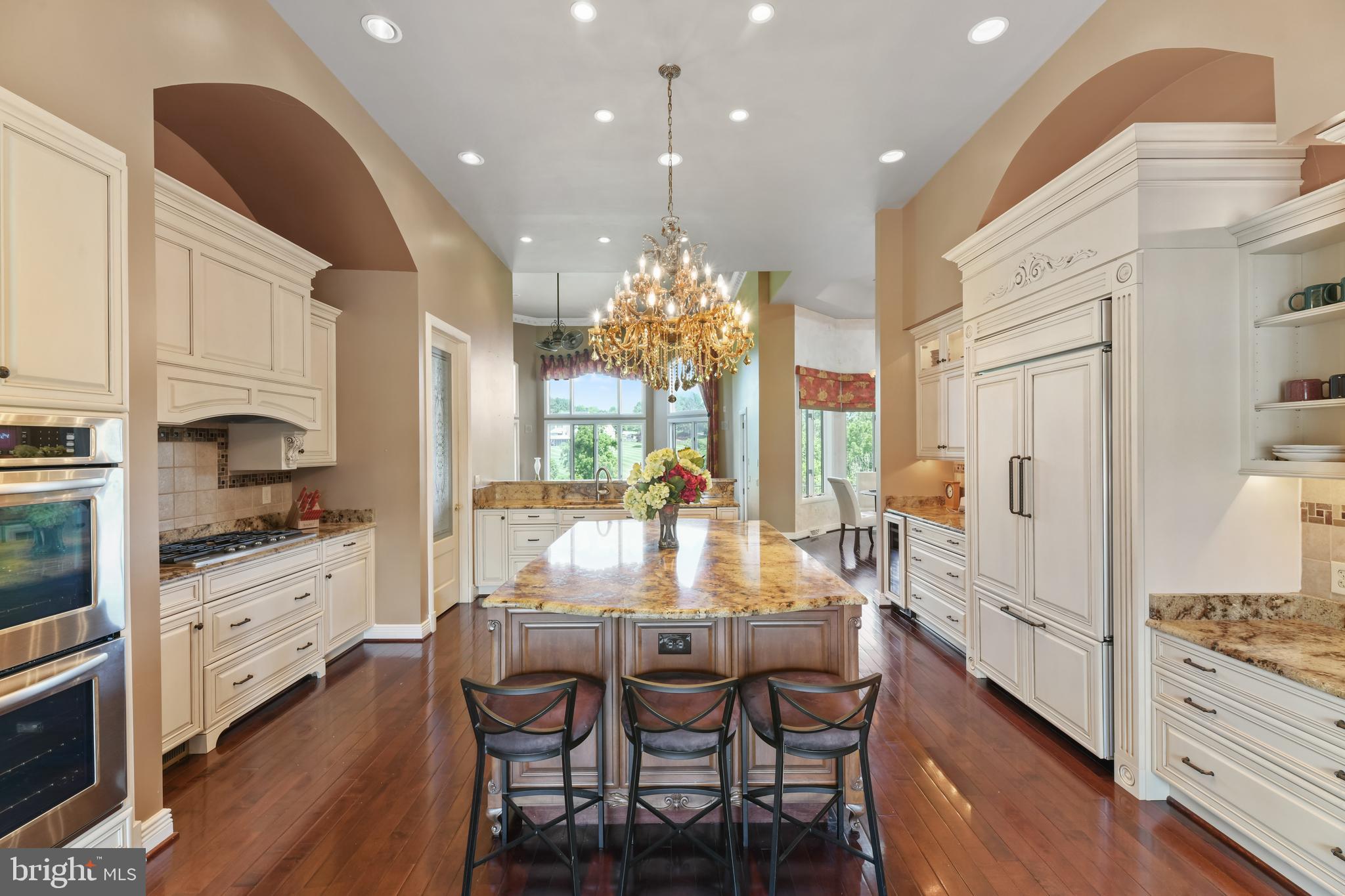 LAMBOURNE DOWNS - Residential