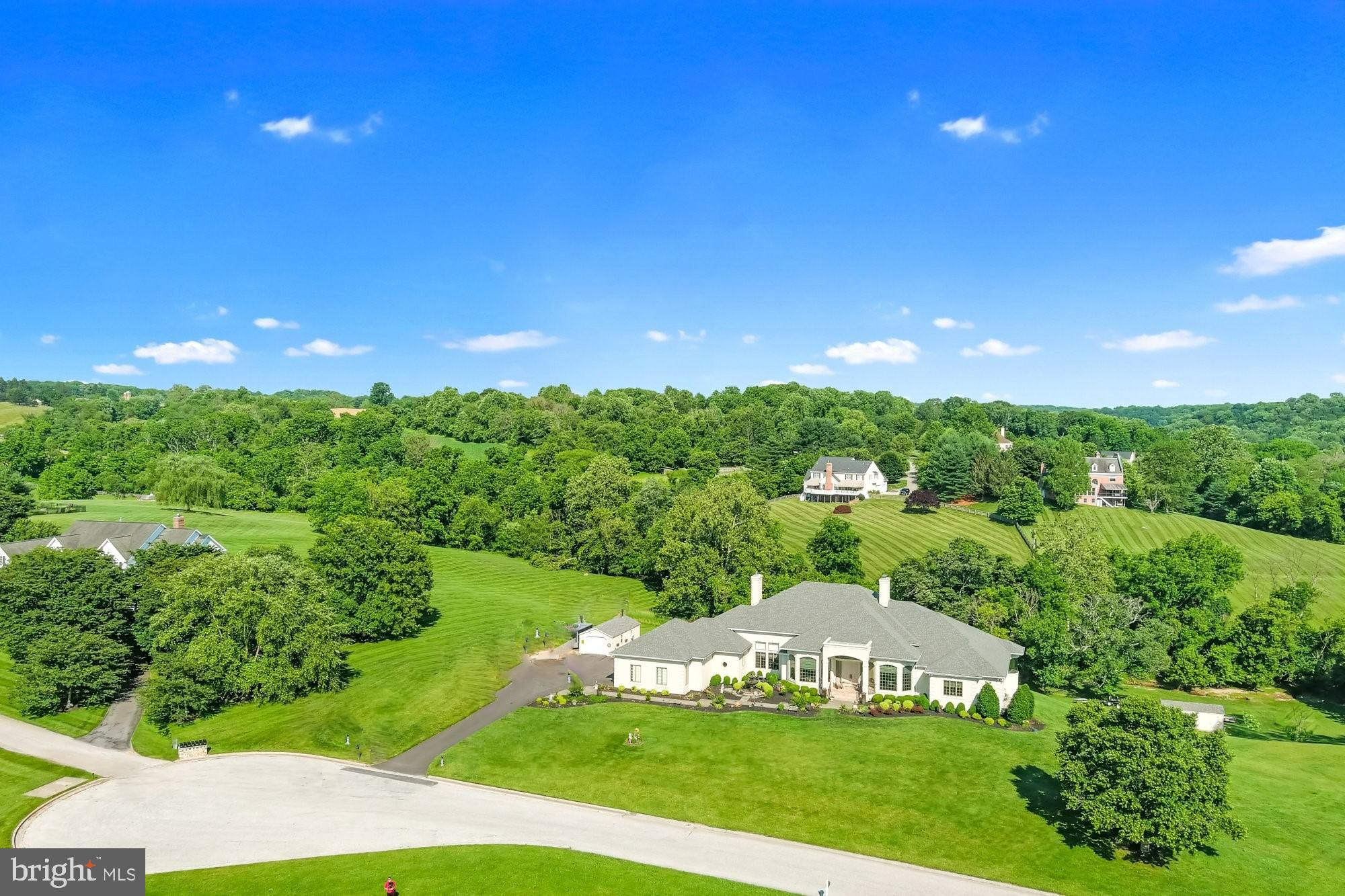 LAMBOURNE DOWNS - Residential