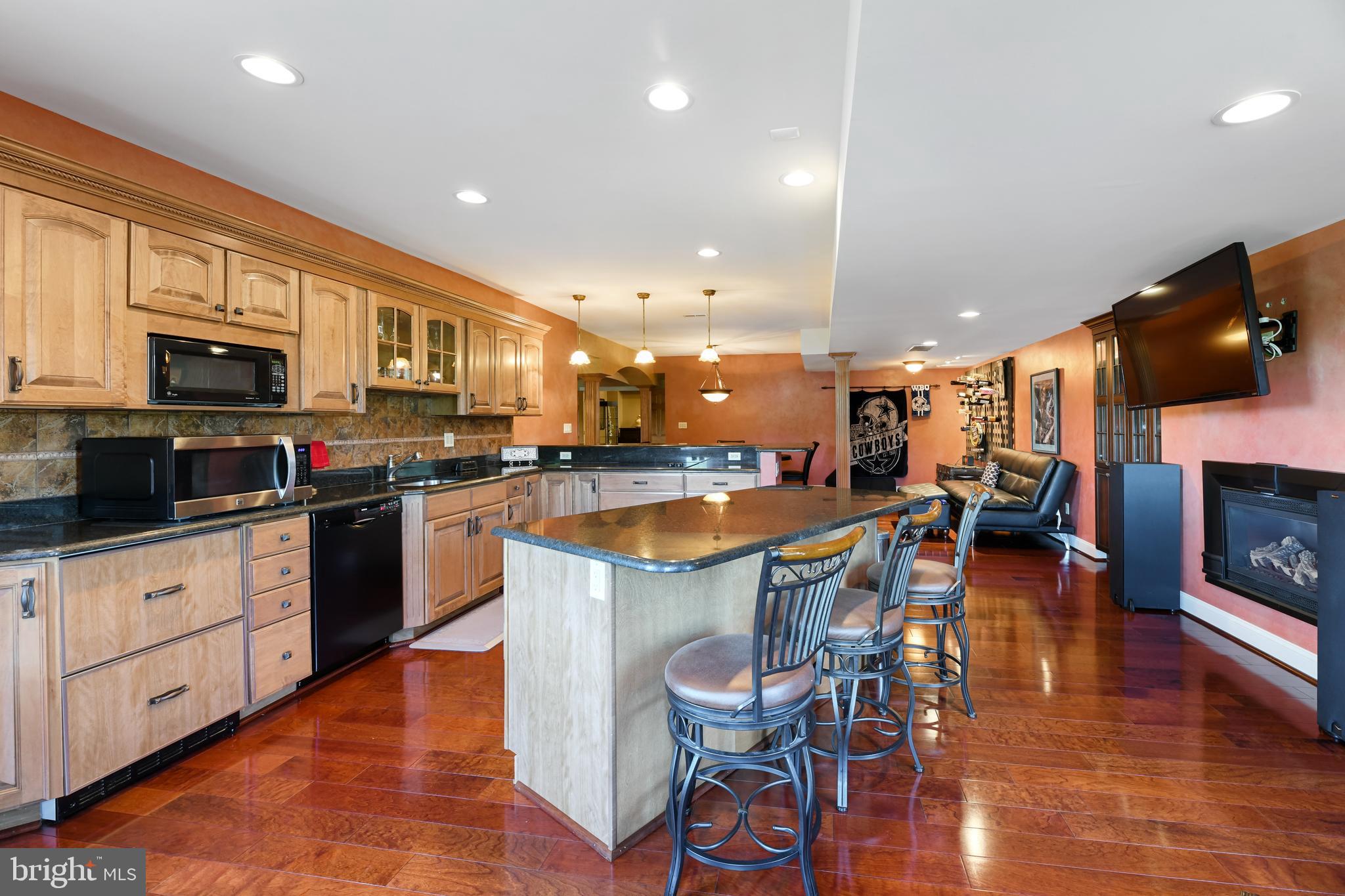 LAMBOURNE DOWNS - Residential