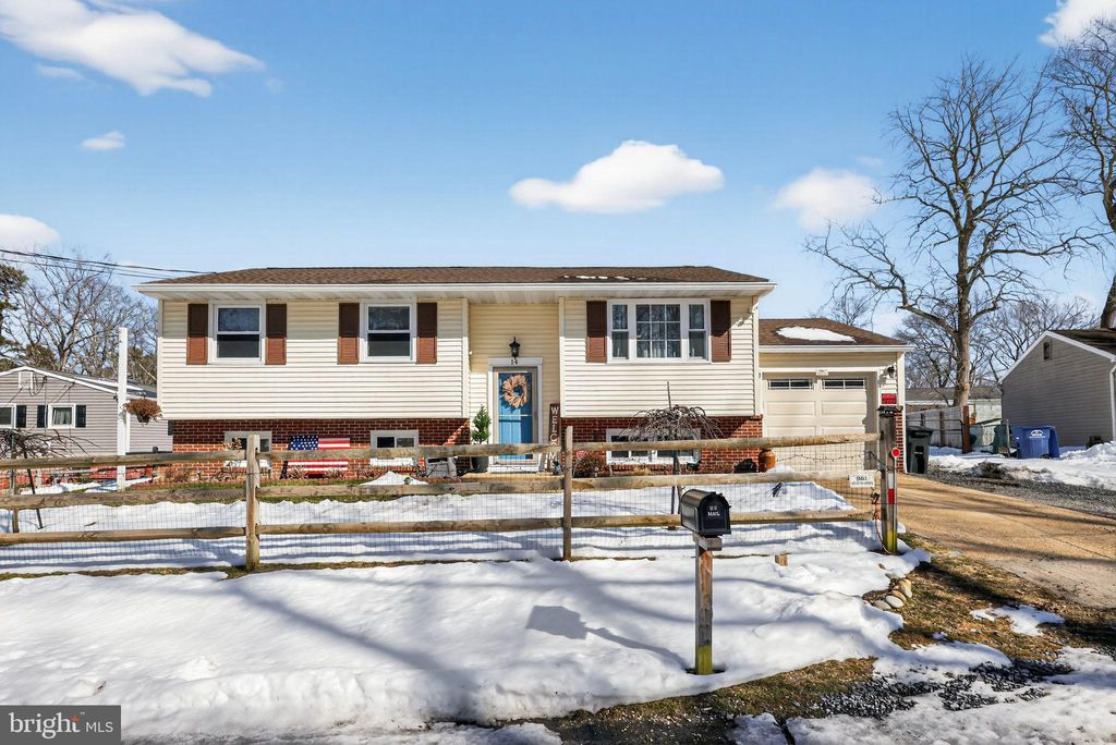 Photo of 14 Bee Street, BROWNS MILLS, NJ 08015 (MLS # NJBL2106340)