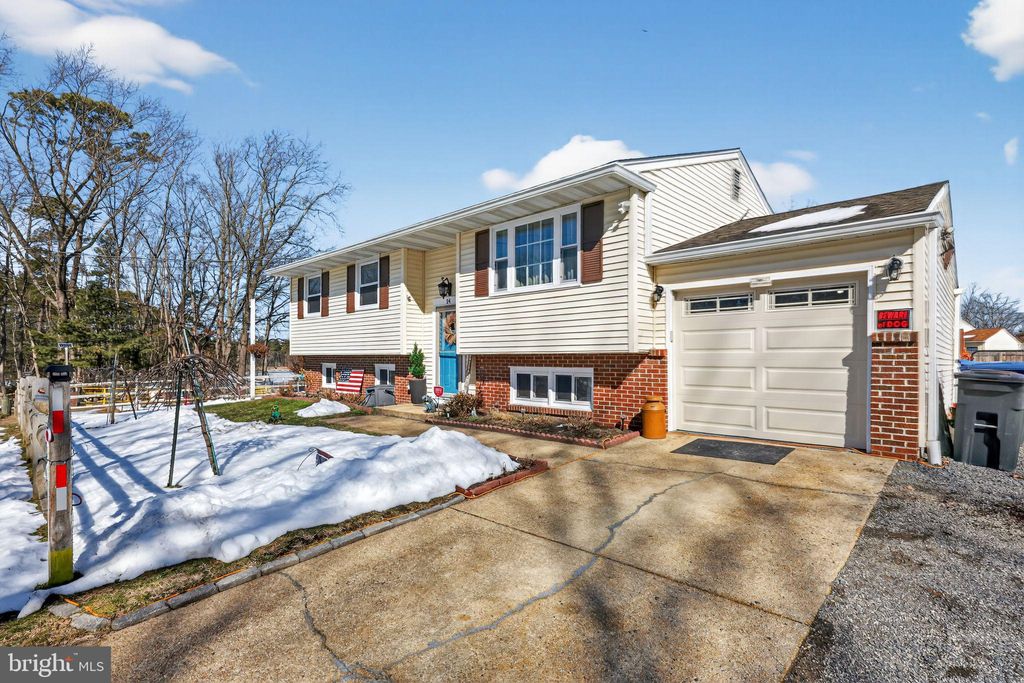 Photo of 14 Bee Street, BROWNS MILLS, NJ 08015 (MLS # NJBL2106340)