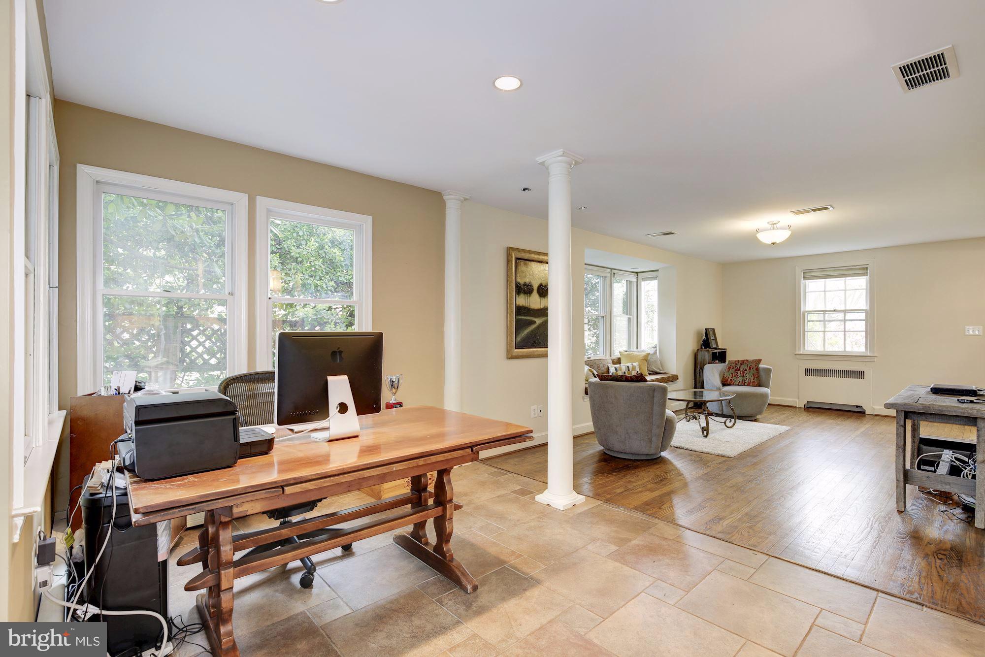 ALTA VISTA - Residential