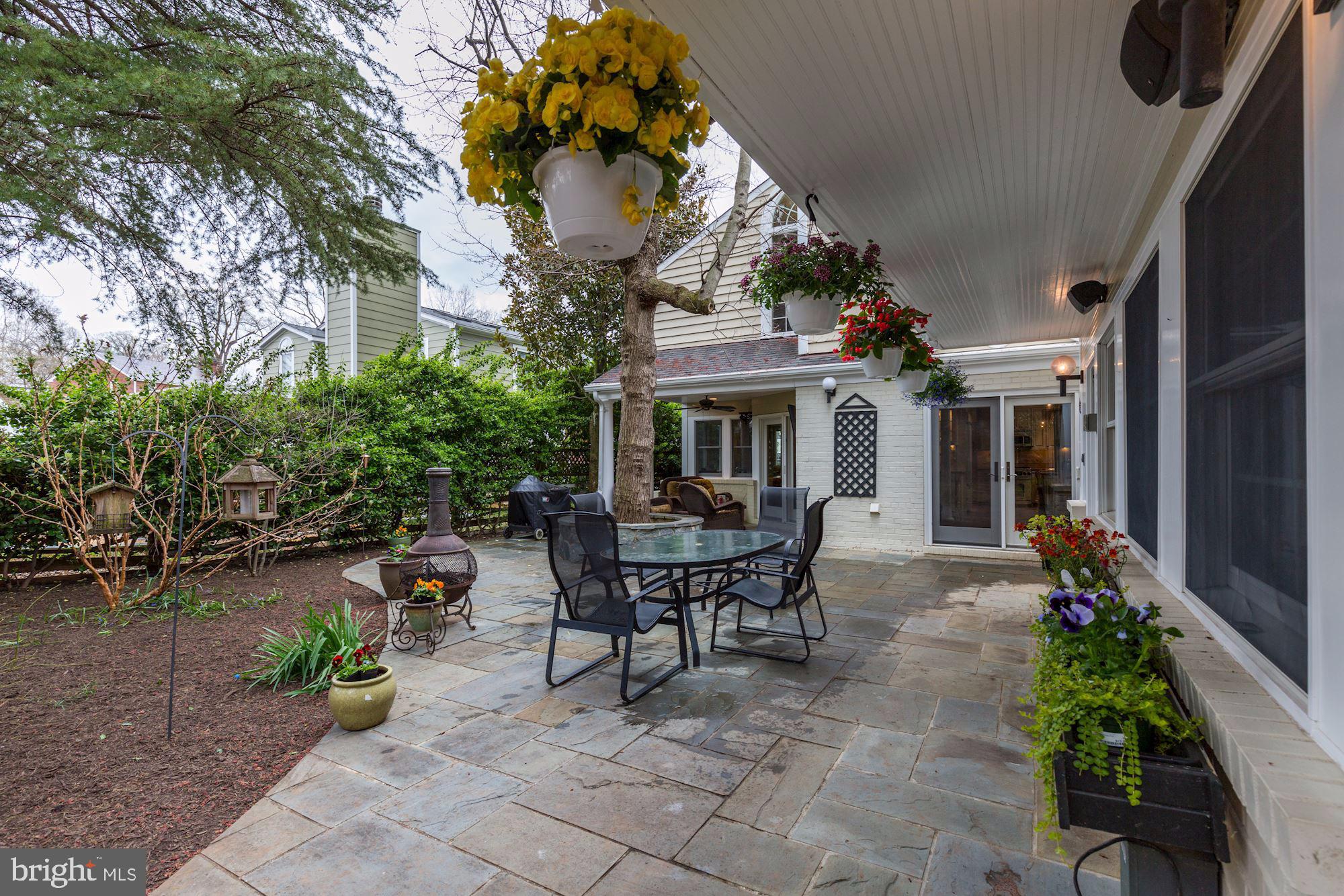 ALTA VISTA - Residential