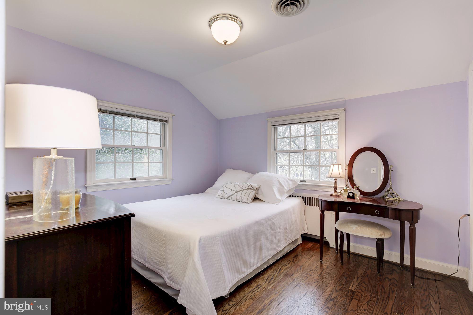 ALTA VISTA - Residential