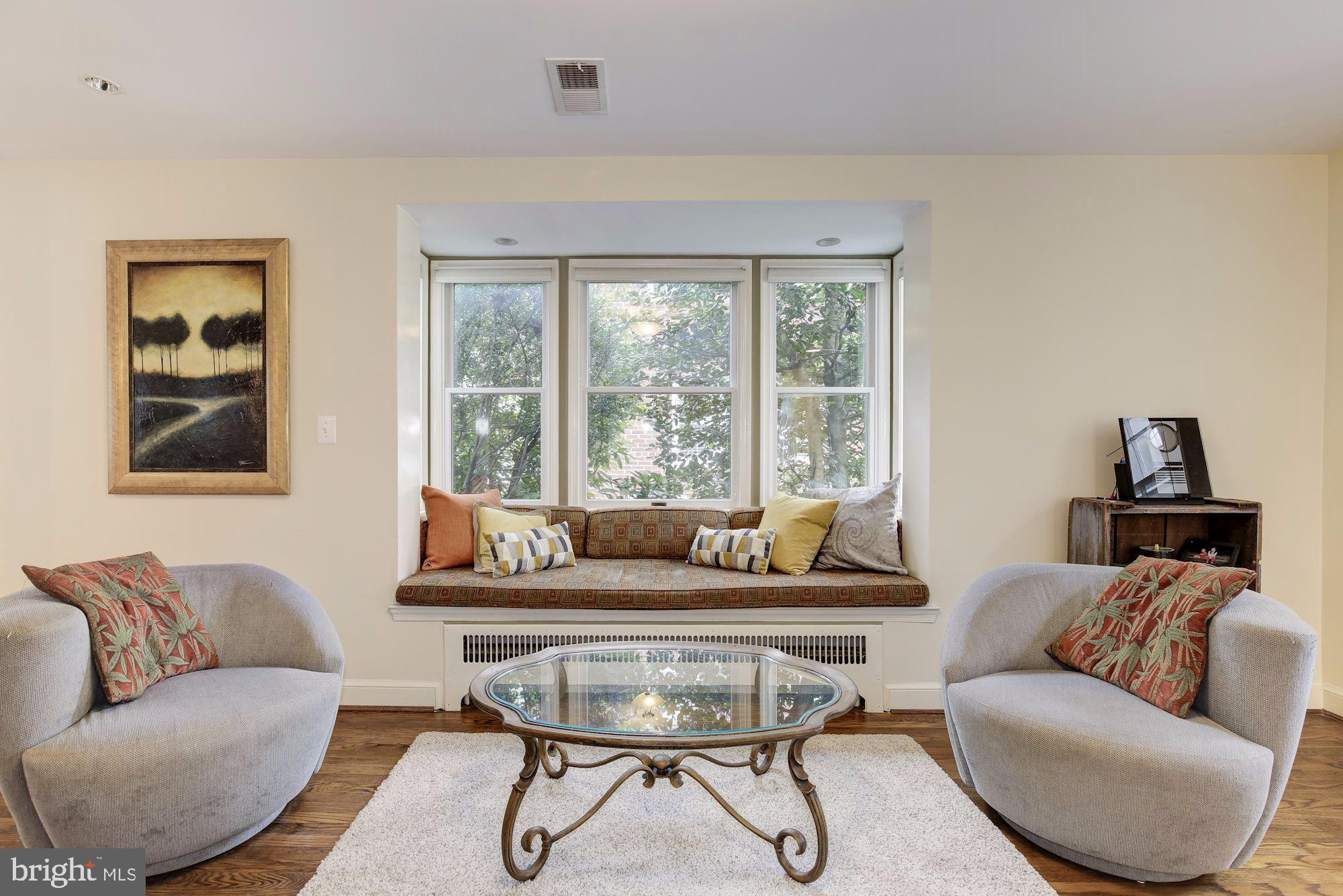 ALTA VISTA - Residential