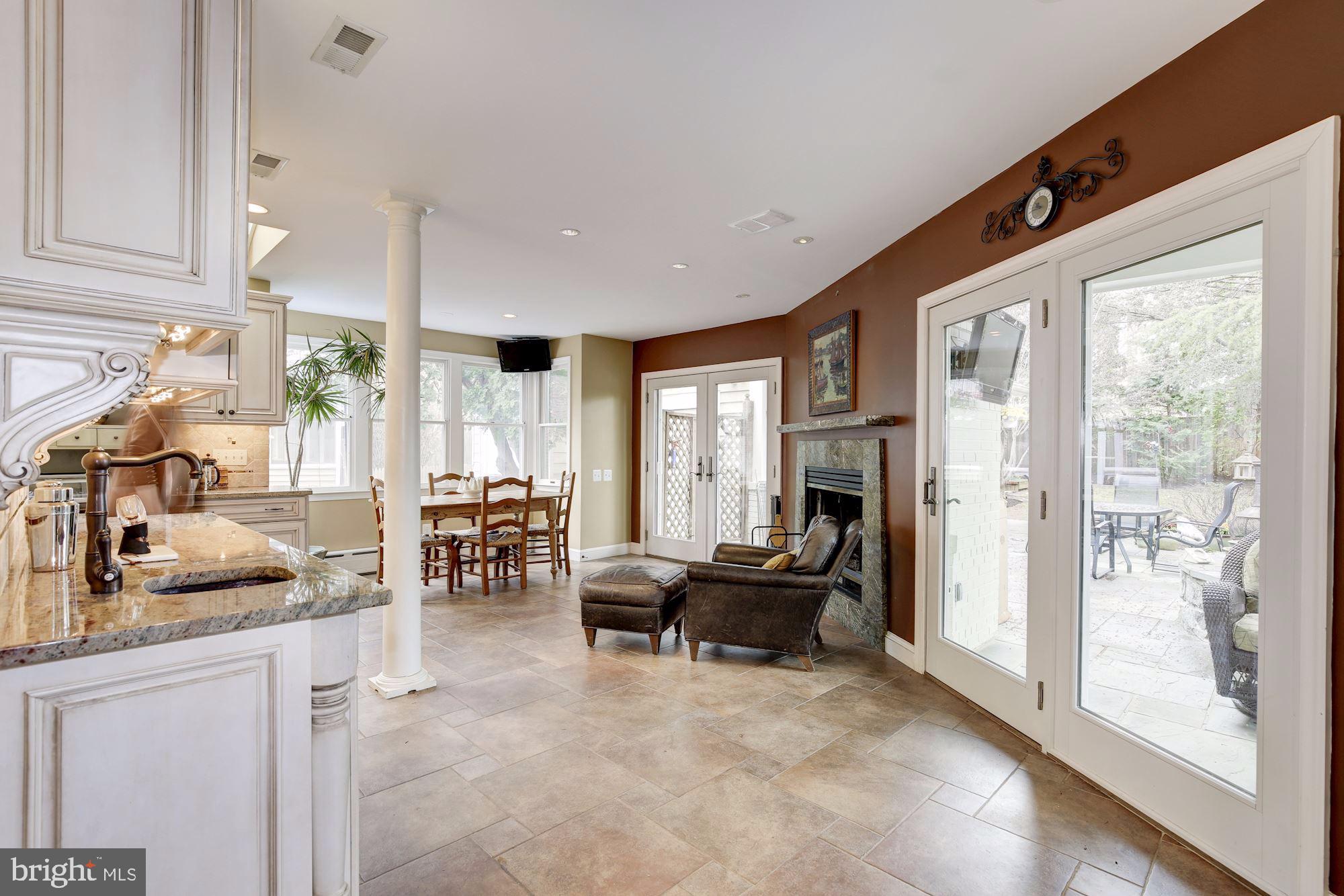 ALTA VISTA - Residential