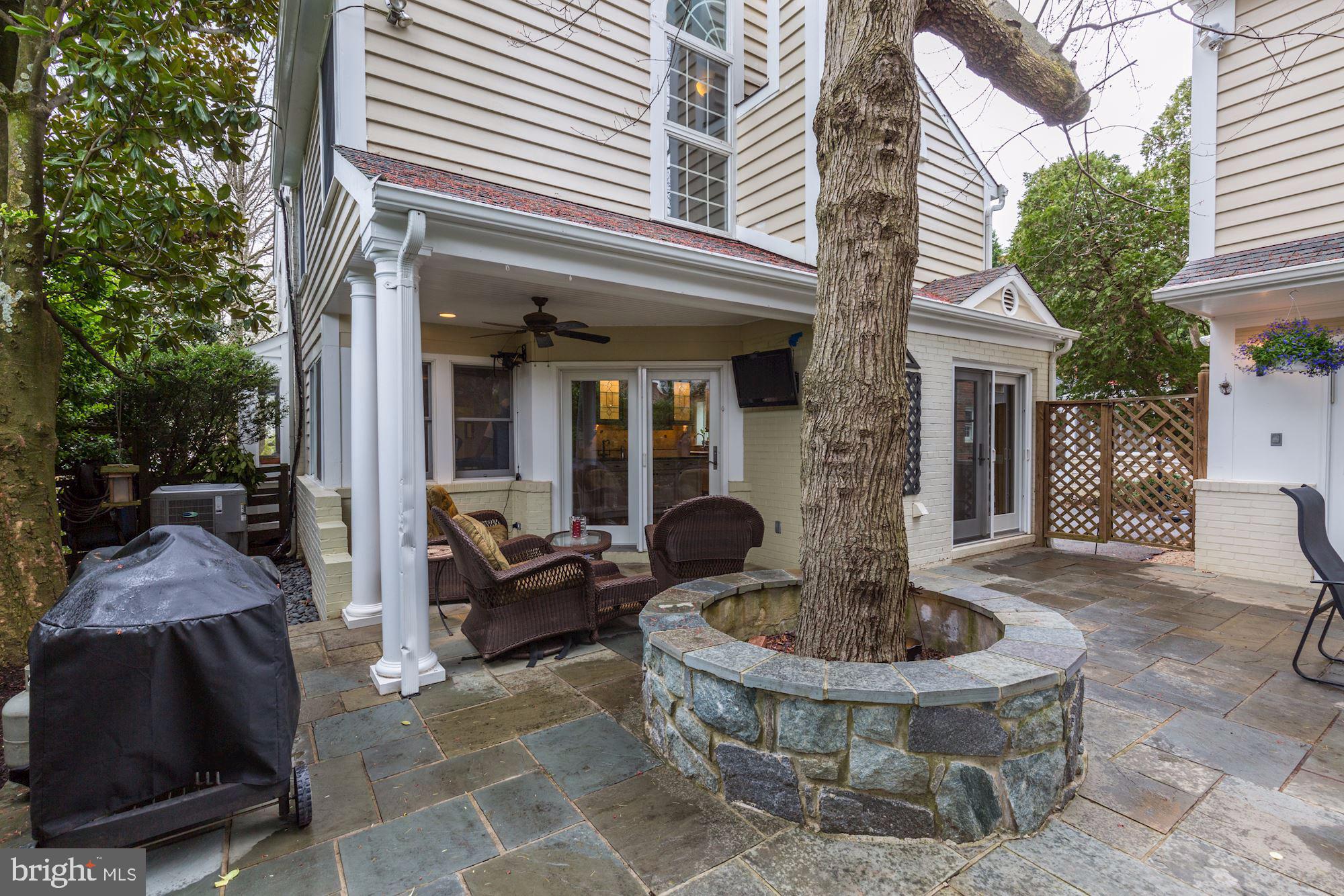 ALTA VISTA - Residential