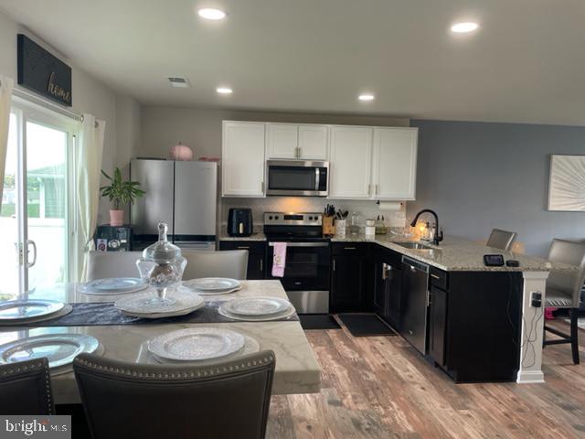 MAGNOLIA SPRINGS - Residential