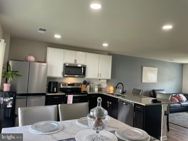 MAGNOLIA SPRINGS - Residential