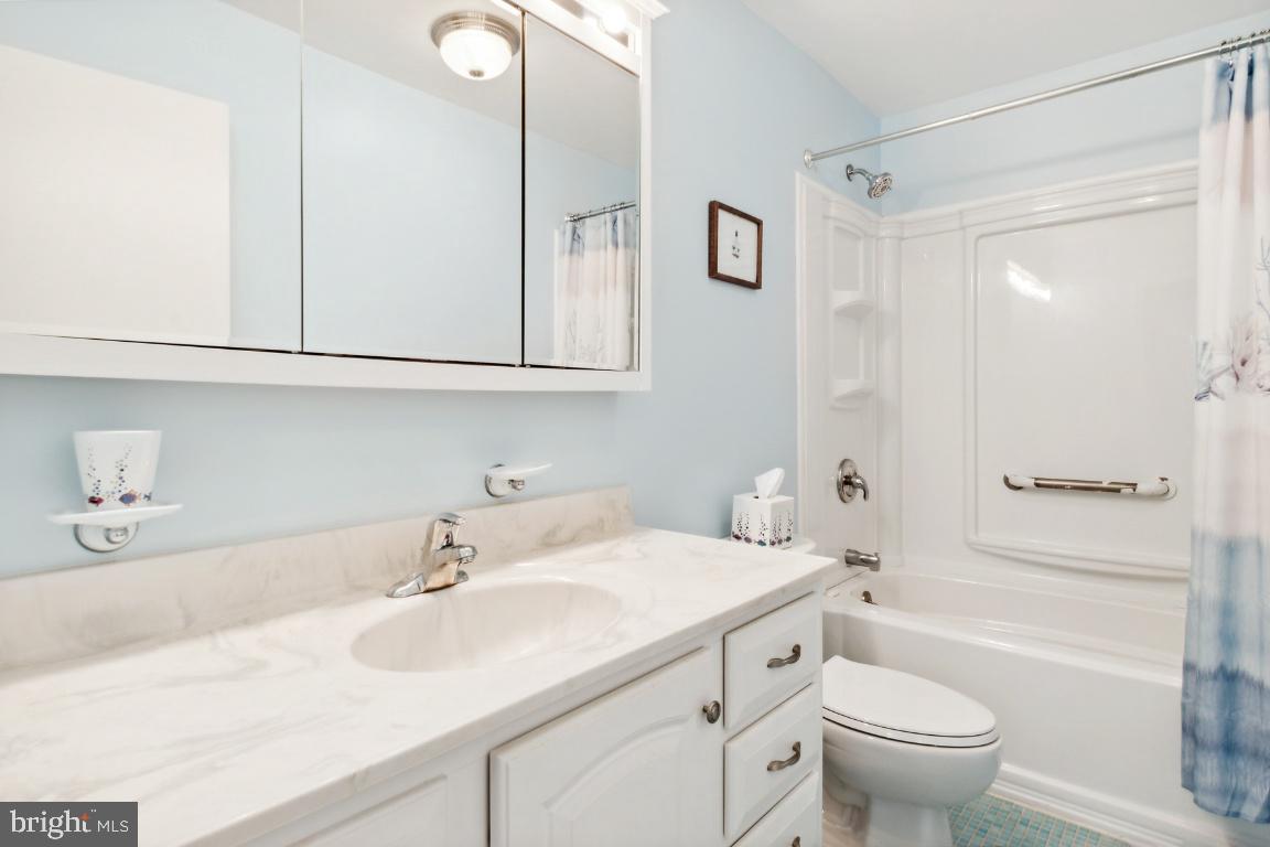 VALLEYWOOD - Residential