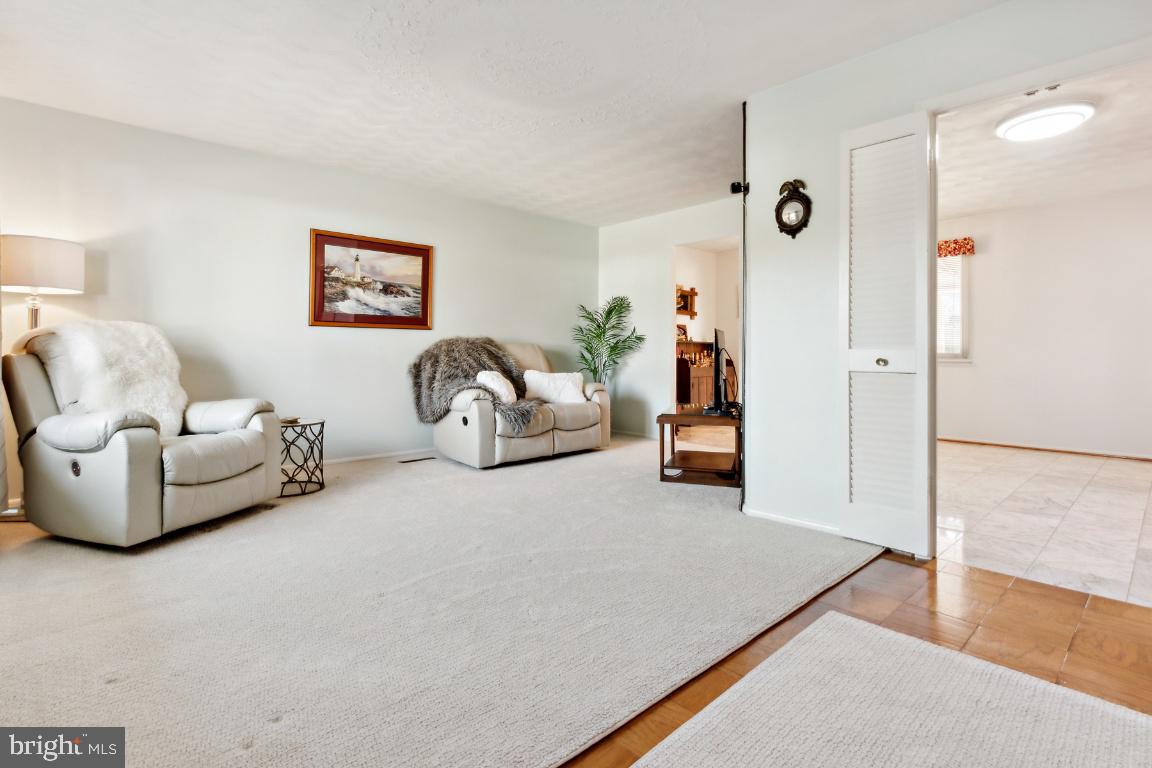 VALLEYWOOD - Residential