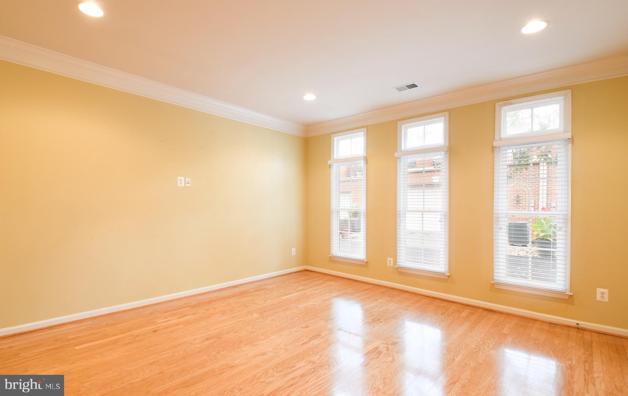 BELMONT BAY - Residential