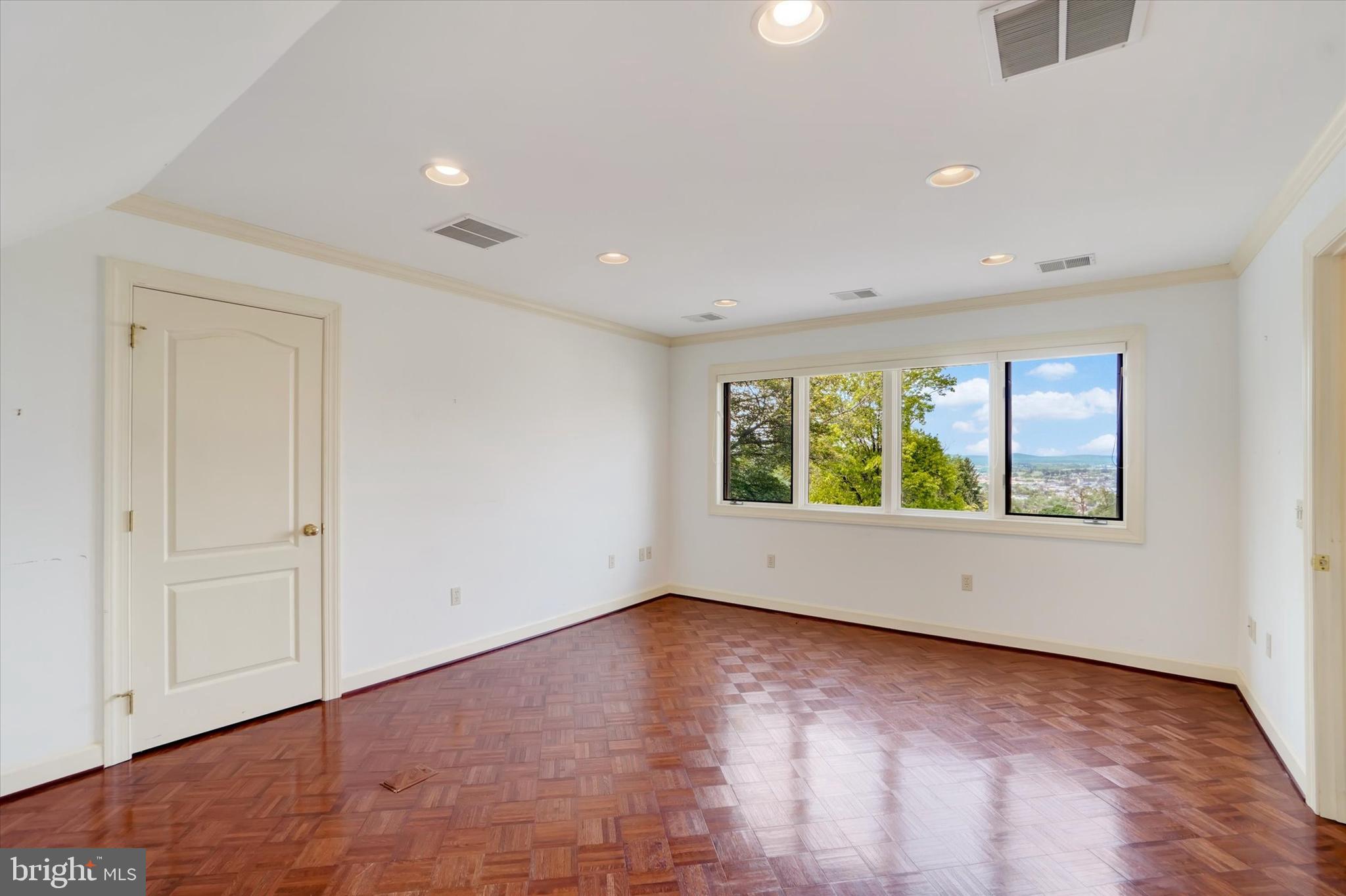 WYNDHAM HILLS SOUTH - Residential