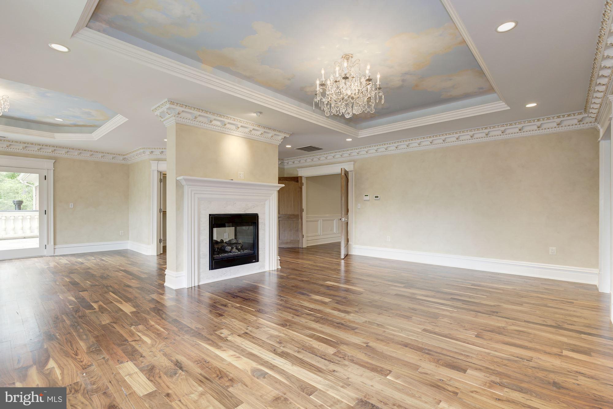 PEACOCK STATION - Residential