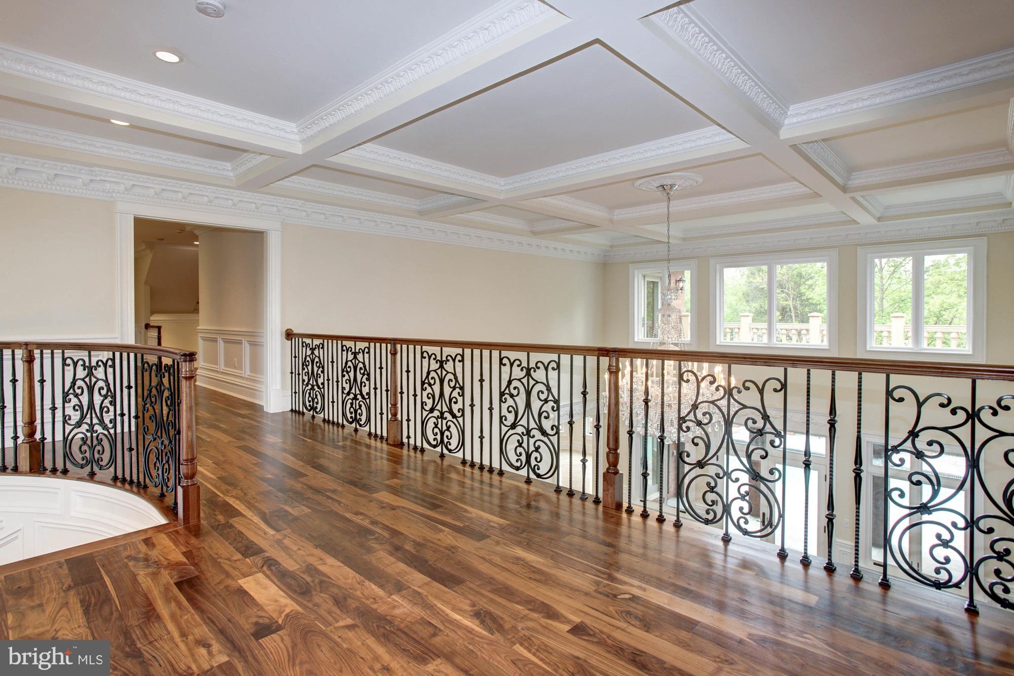 PEACOCK STATION - Residential