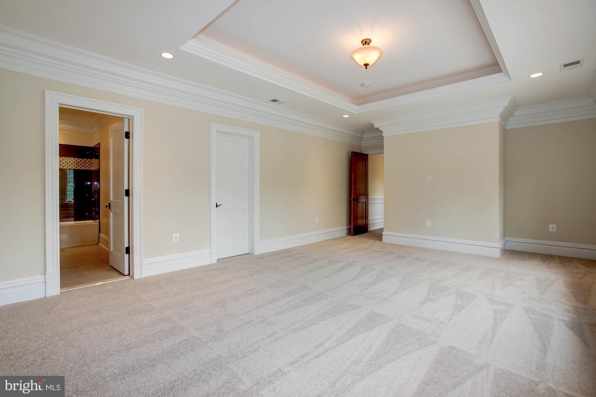 PEACOCK STATION - Residential