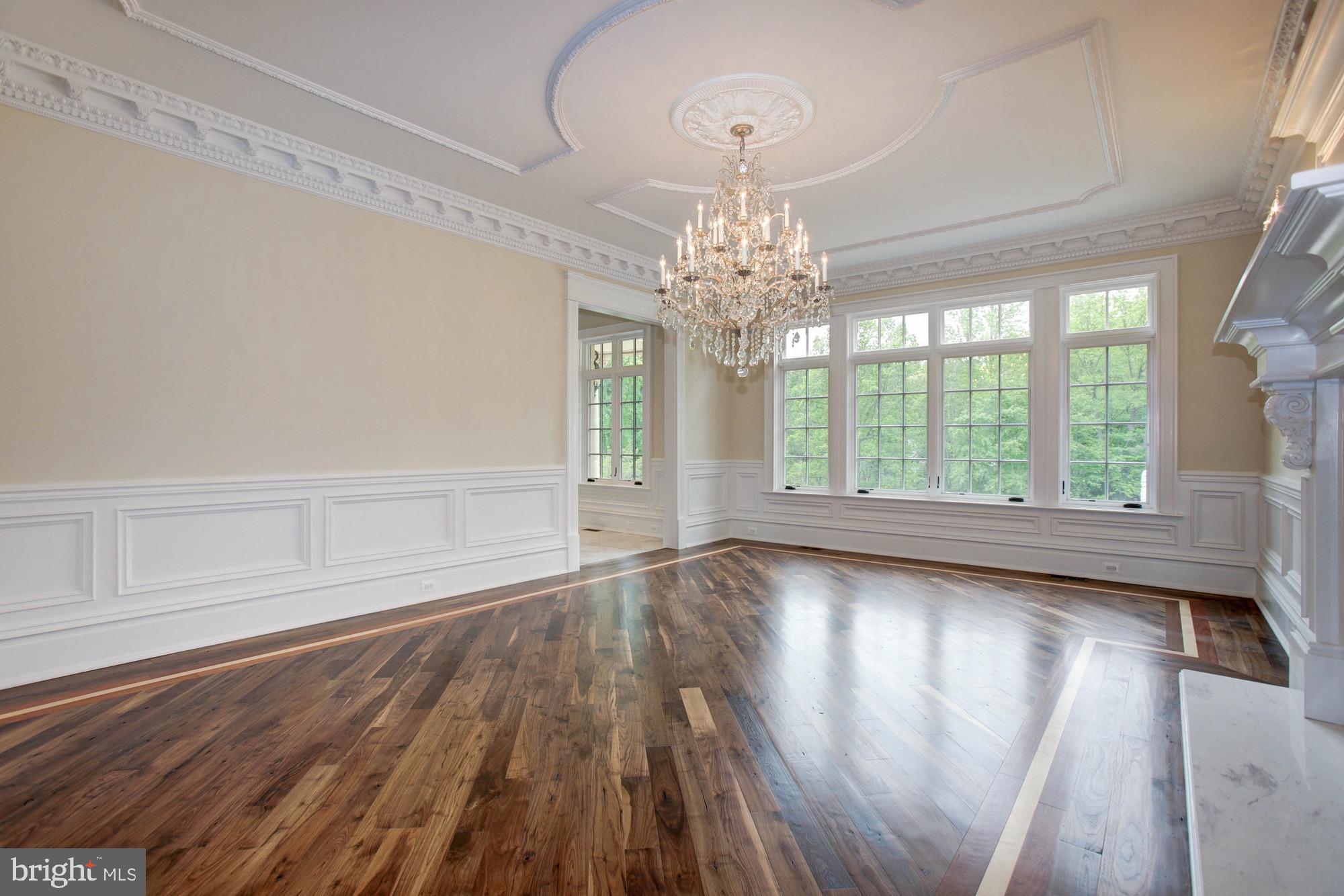 PEACOCK STATION - Residential