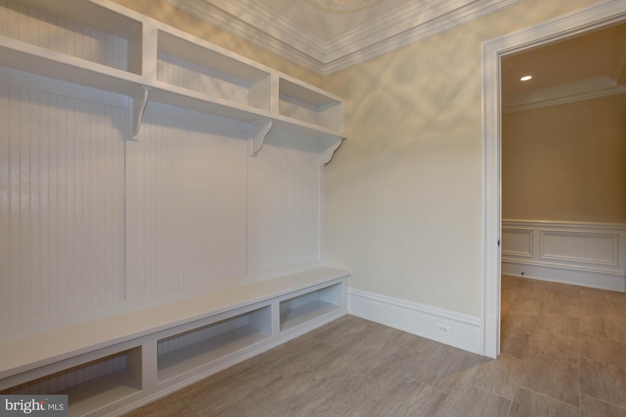 PEACOCK STATION - Residential