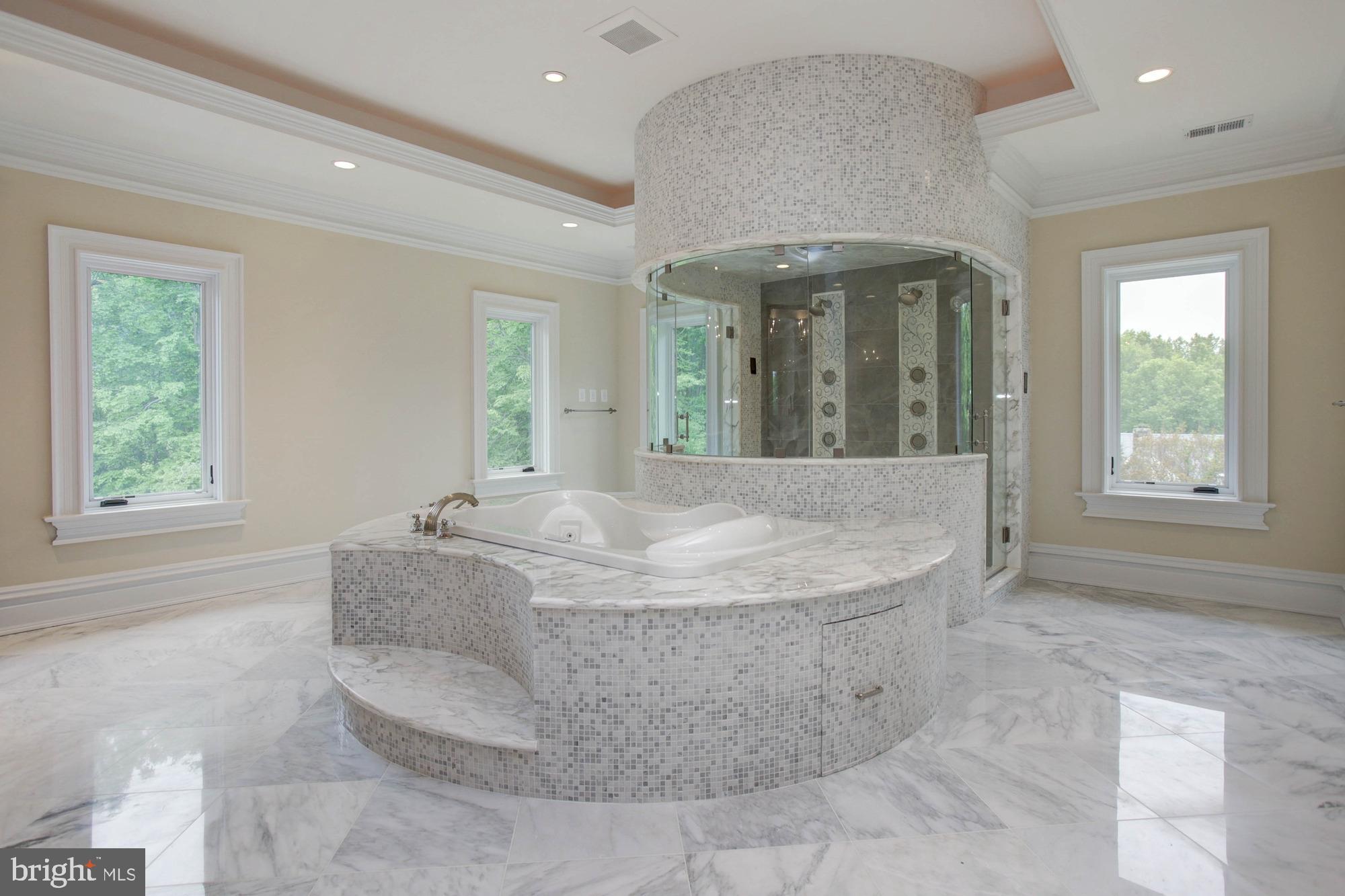 PEACOCK STATION - Residential