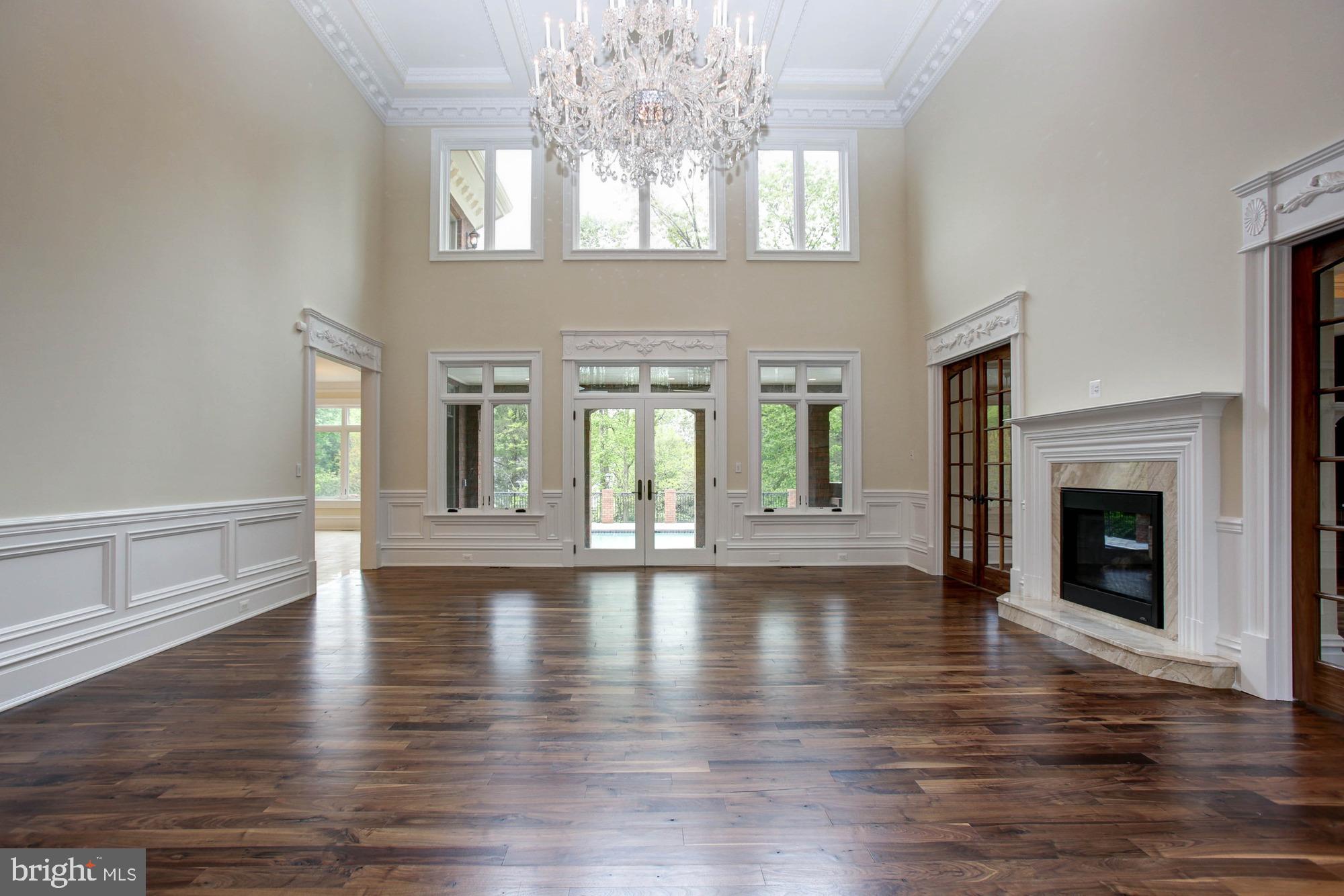 PEACOCK STATION - Residential