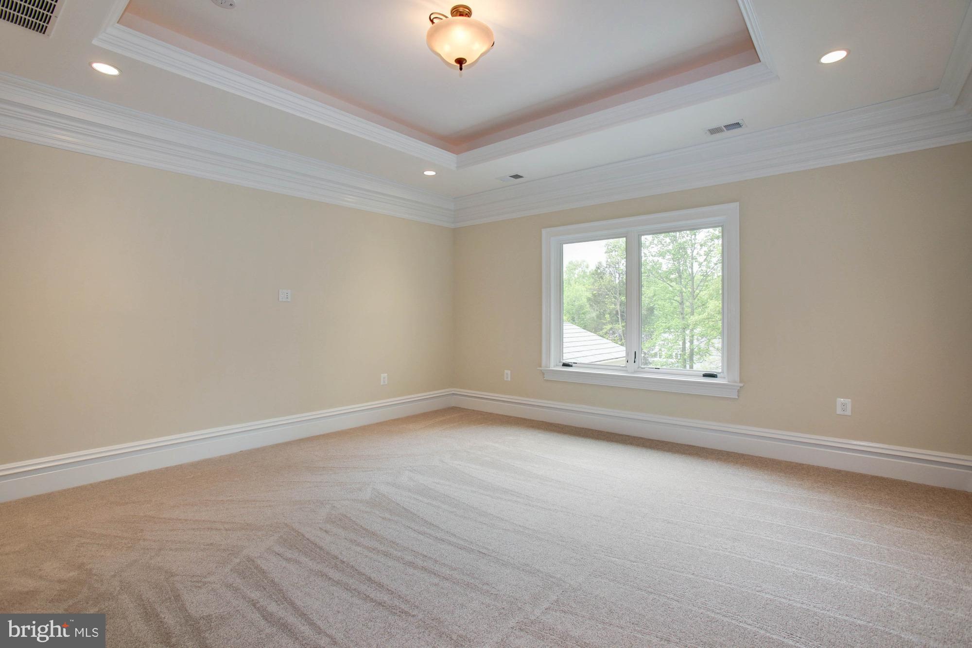 PEACOCK STATION - Residential