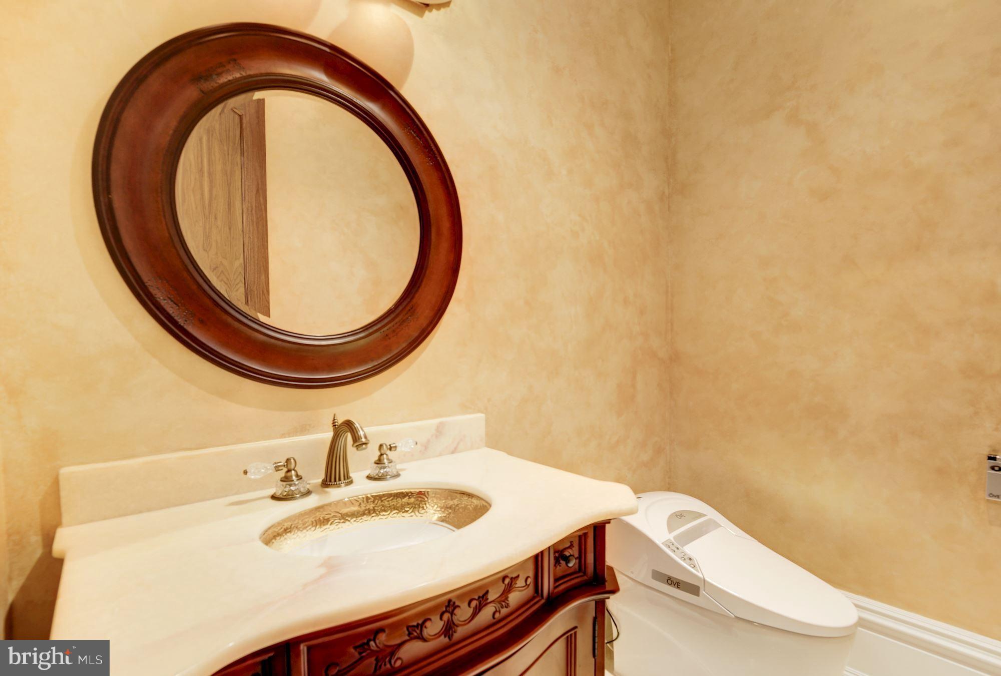 PEACOCK STATION - Residential