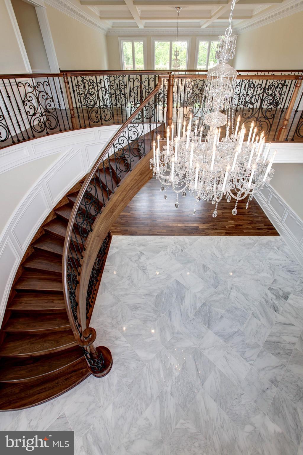 PEACOCK STATION - Residential