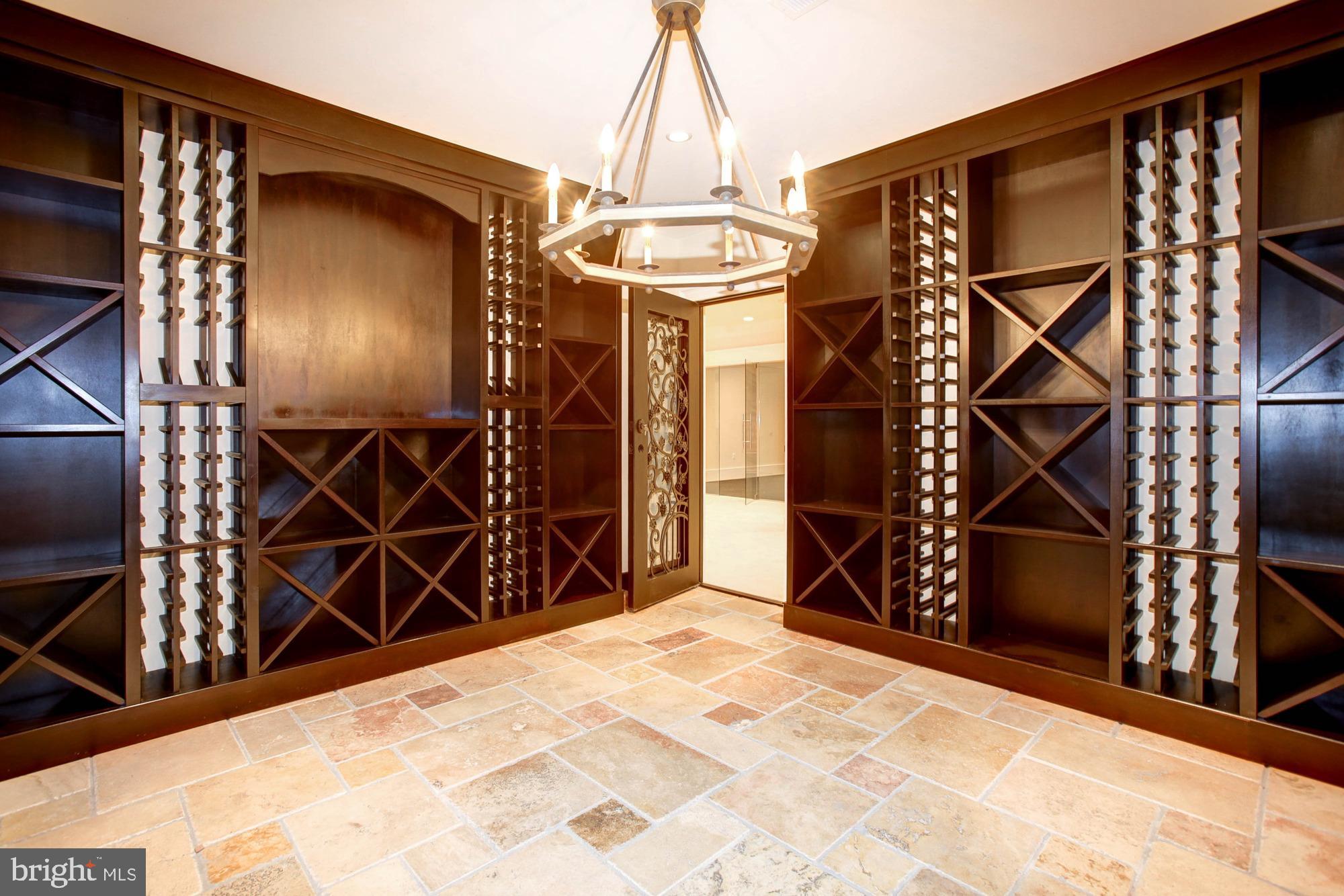 PEACOCK STATION - Residential