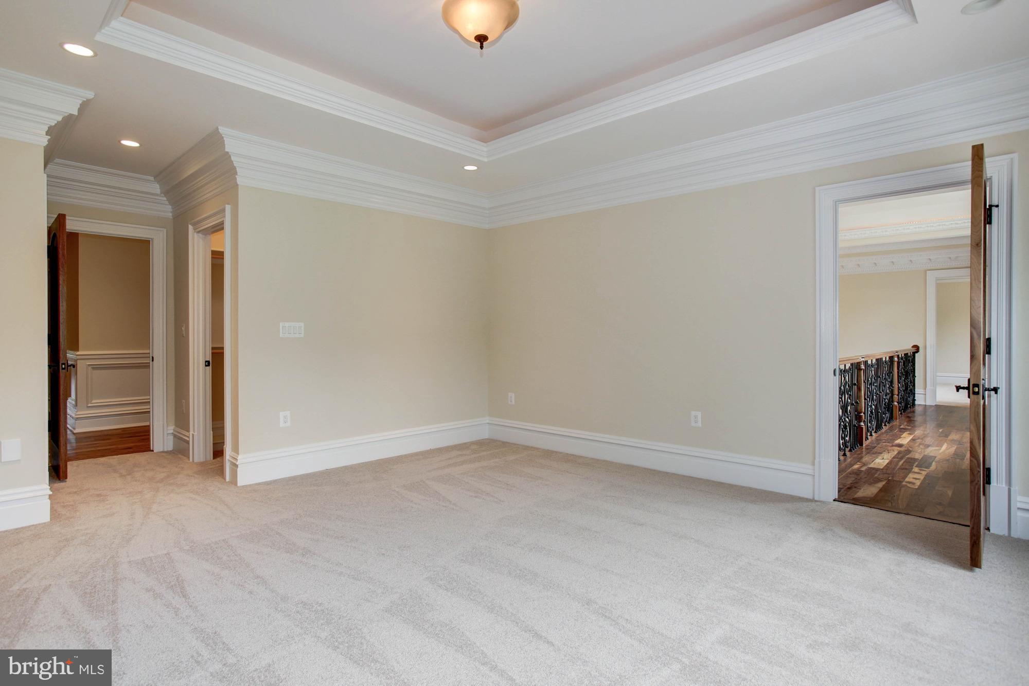 PEACOCK STATION - Residential