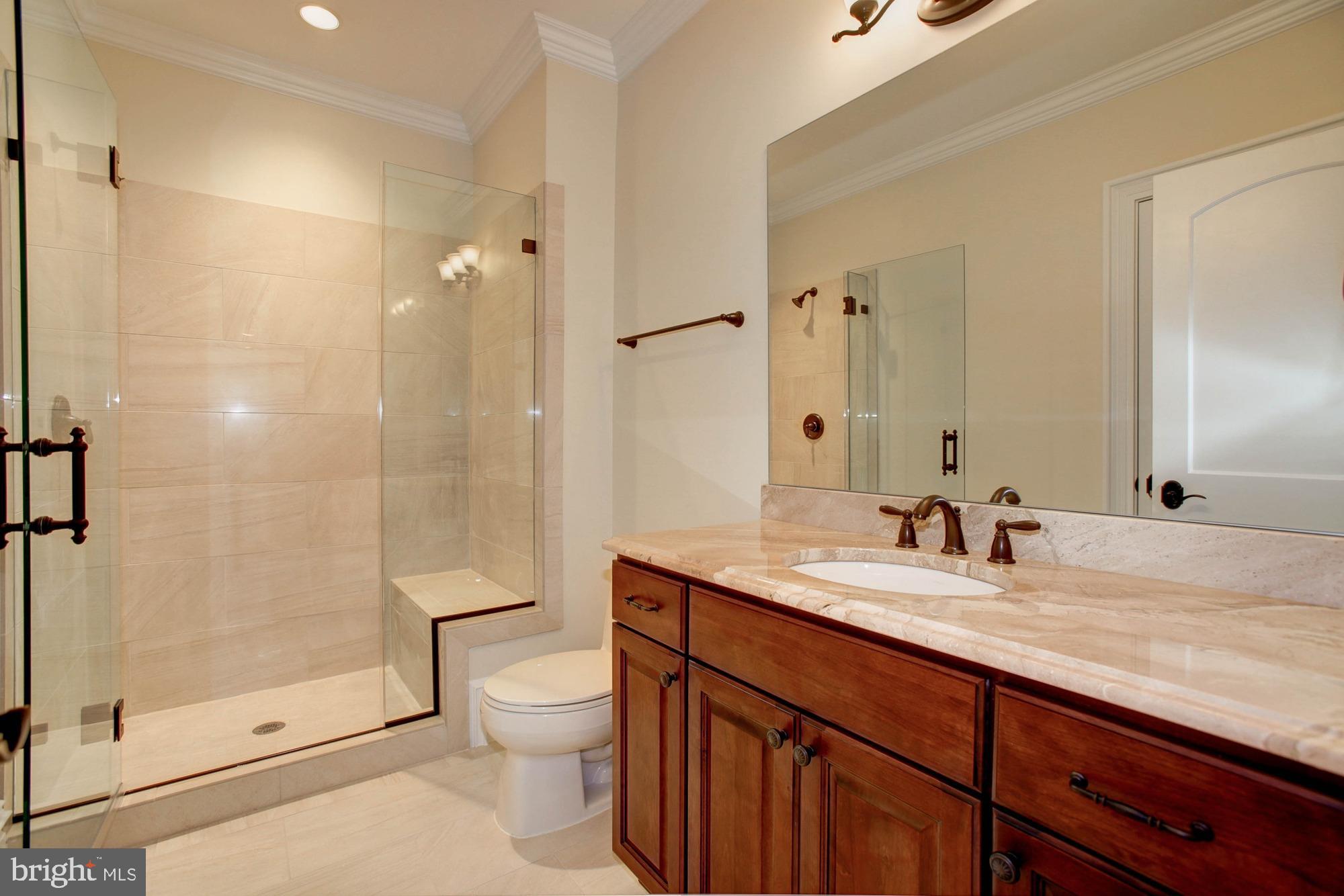 PEACOCK STATION - Residential