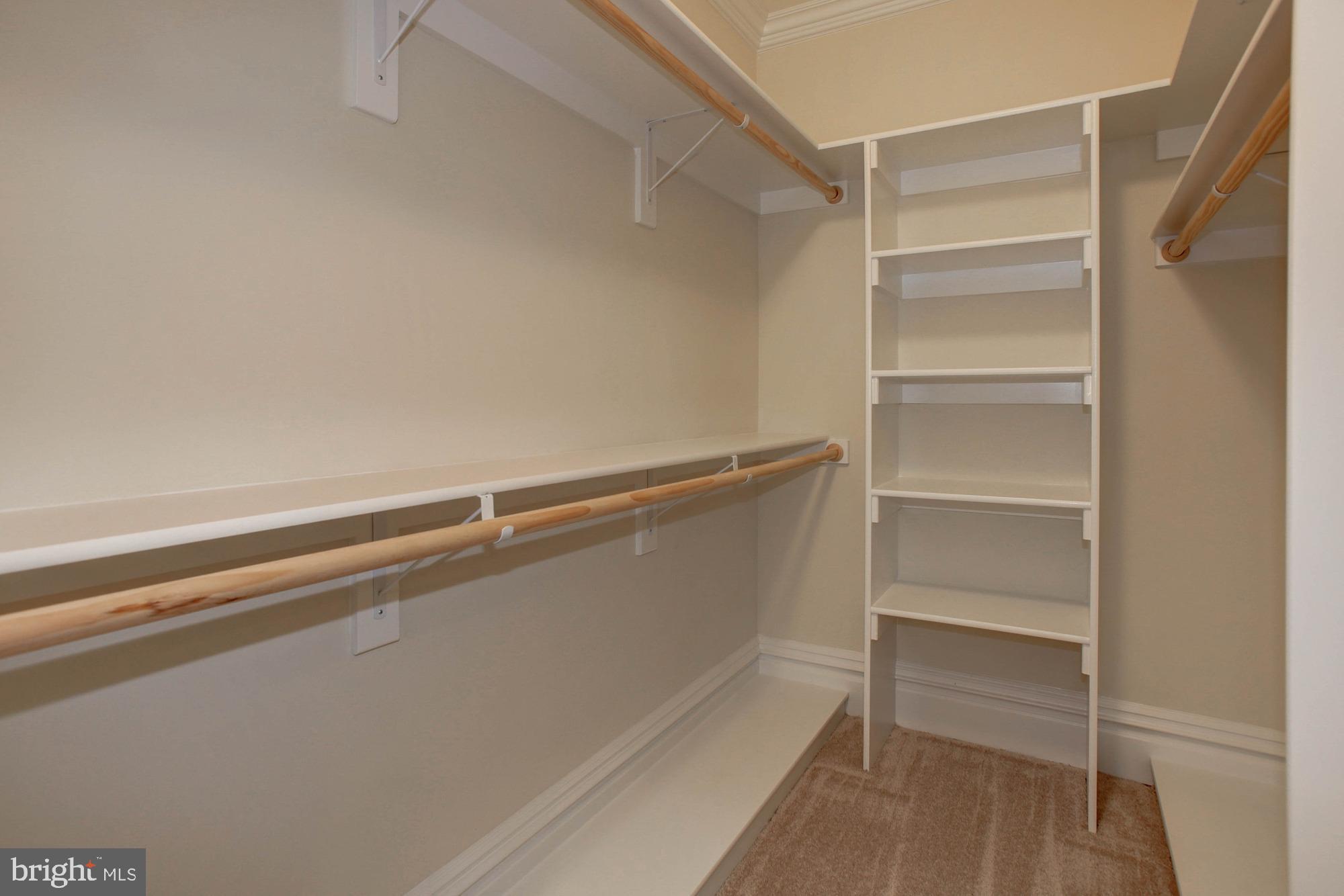 PEACOCK STATION - Residential