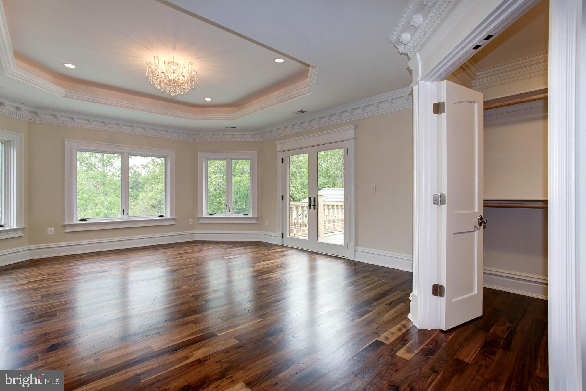 PEACOCK STATION - Residential