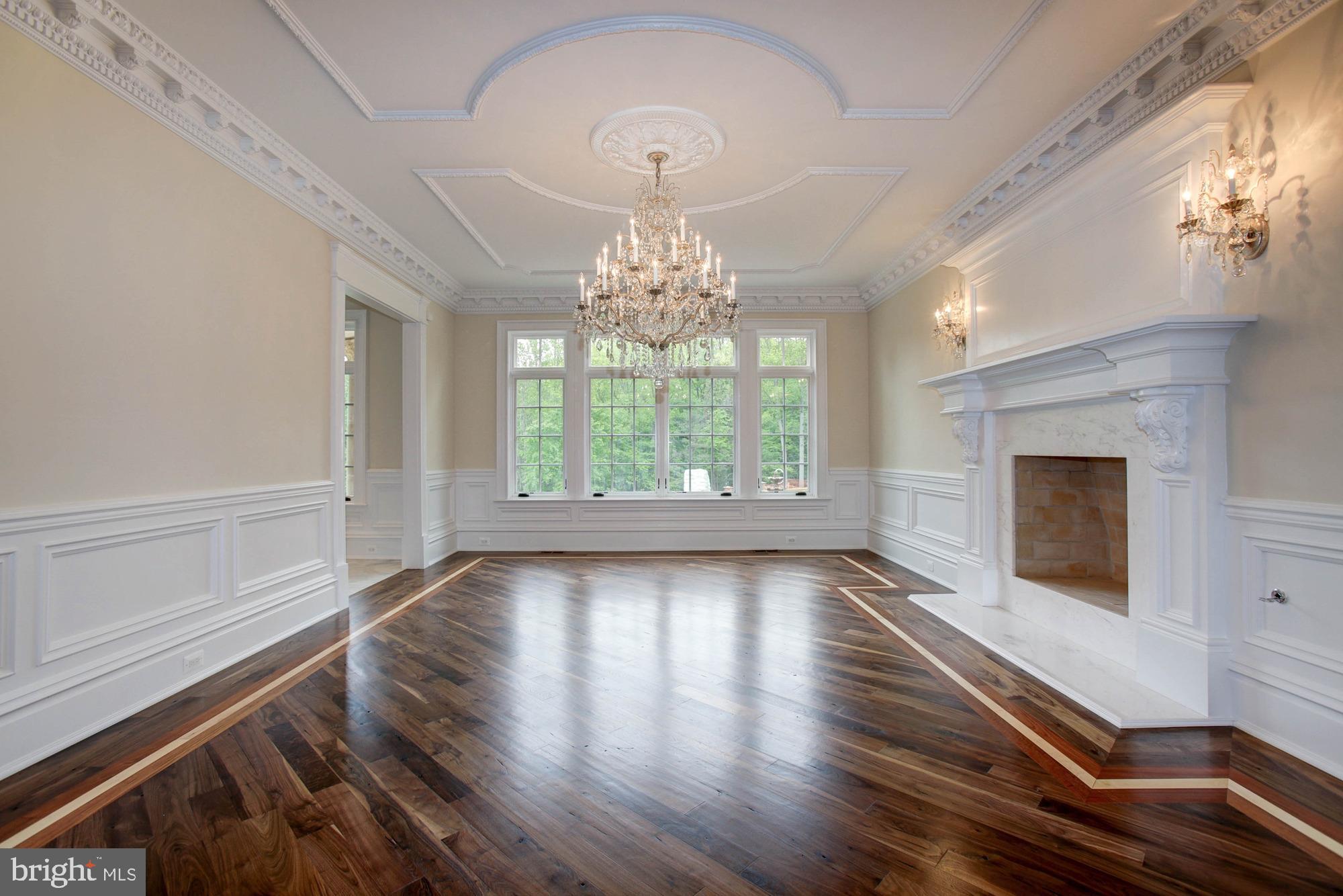 PEACOCK STATION - Residential