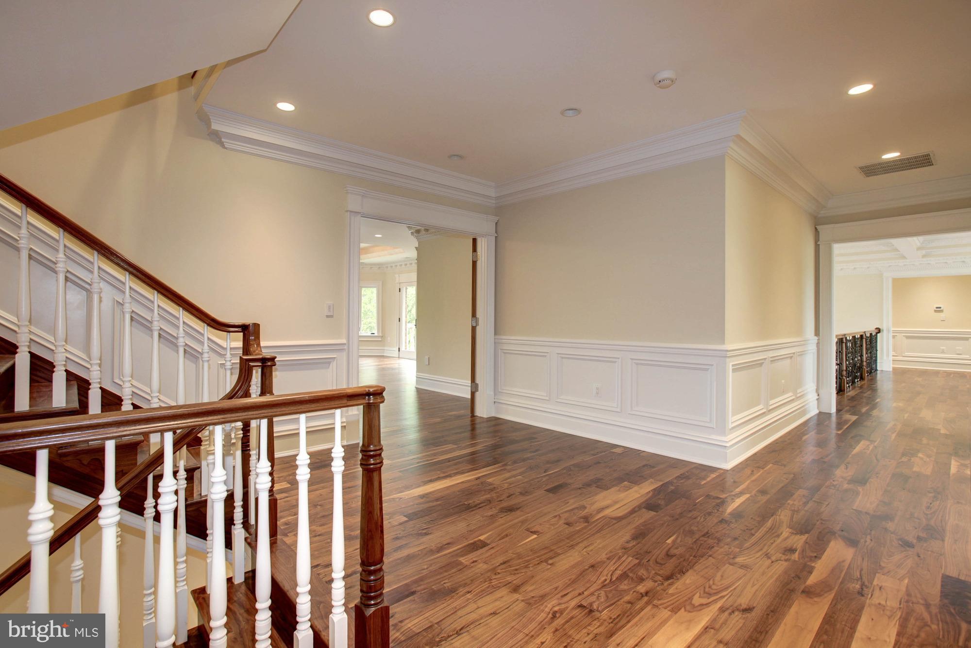 PEACOCK STATION - Residential