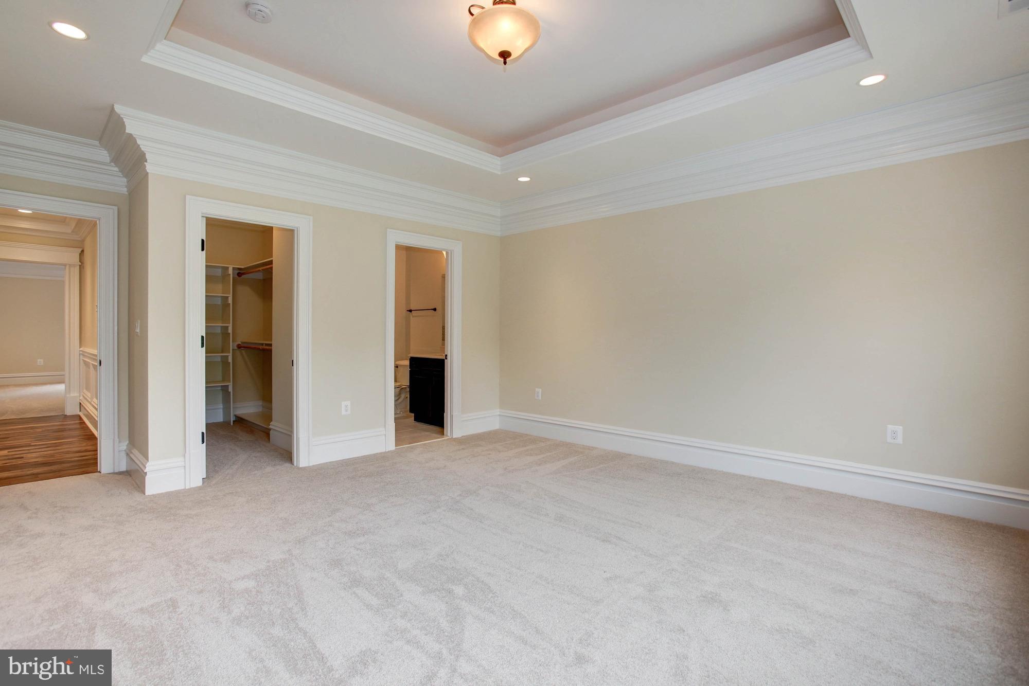 PEACOCK STATION - Residential