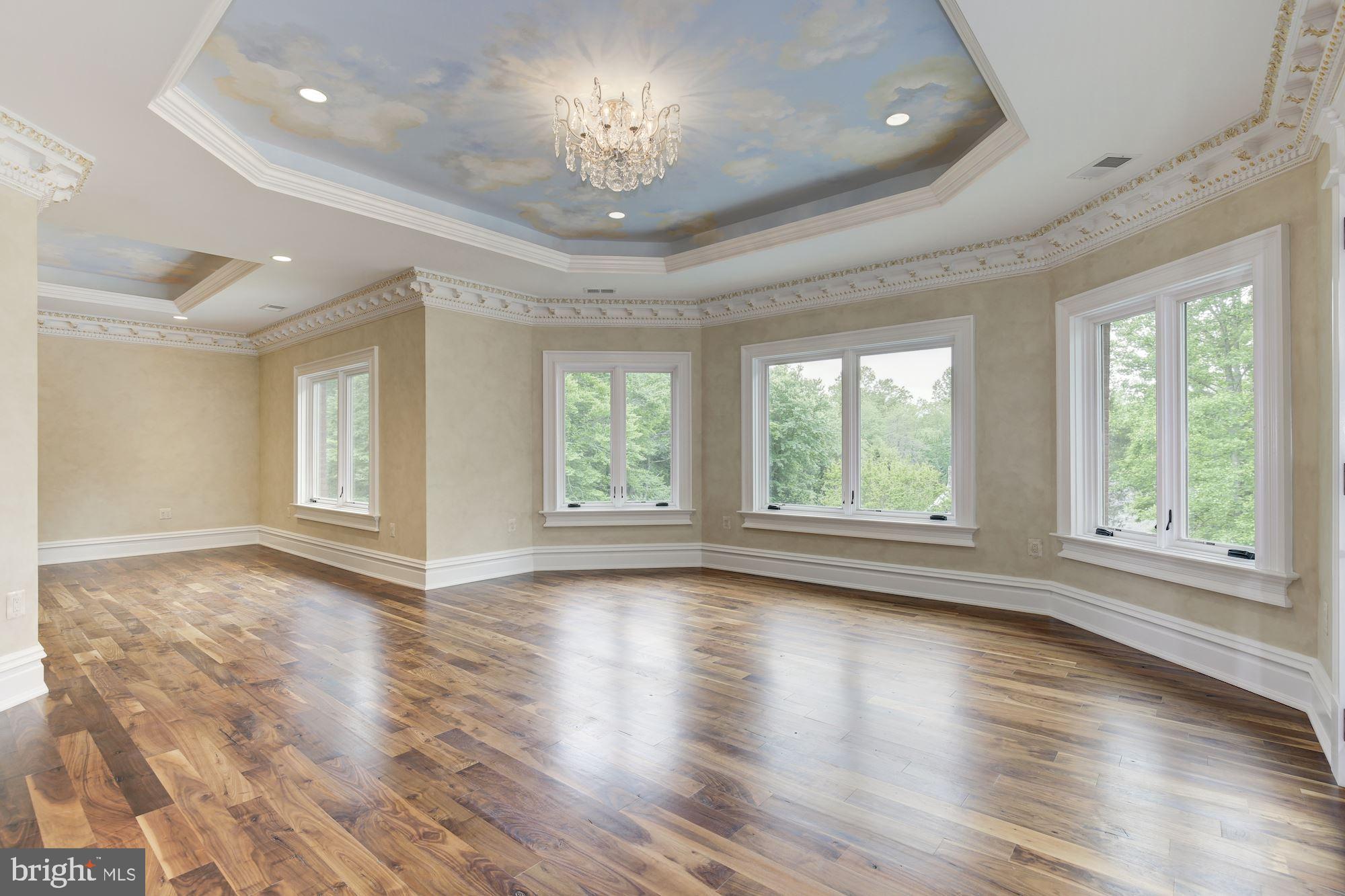 PEACOCK STATION - Residential