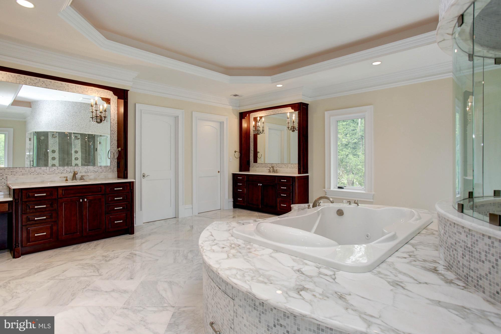 PEACOCK STATION - Residential