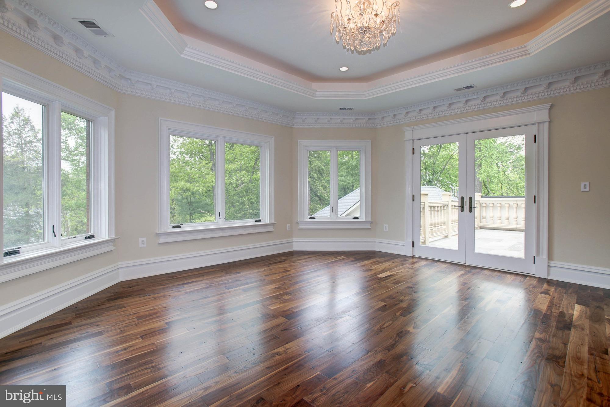 PEACOCK STATION - Residential