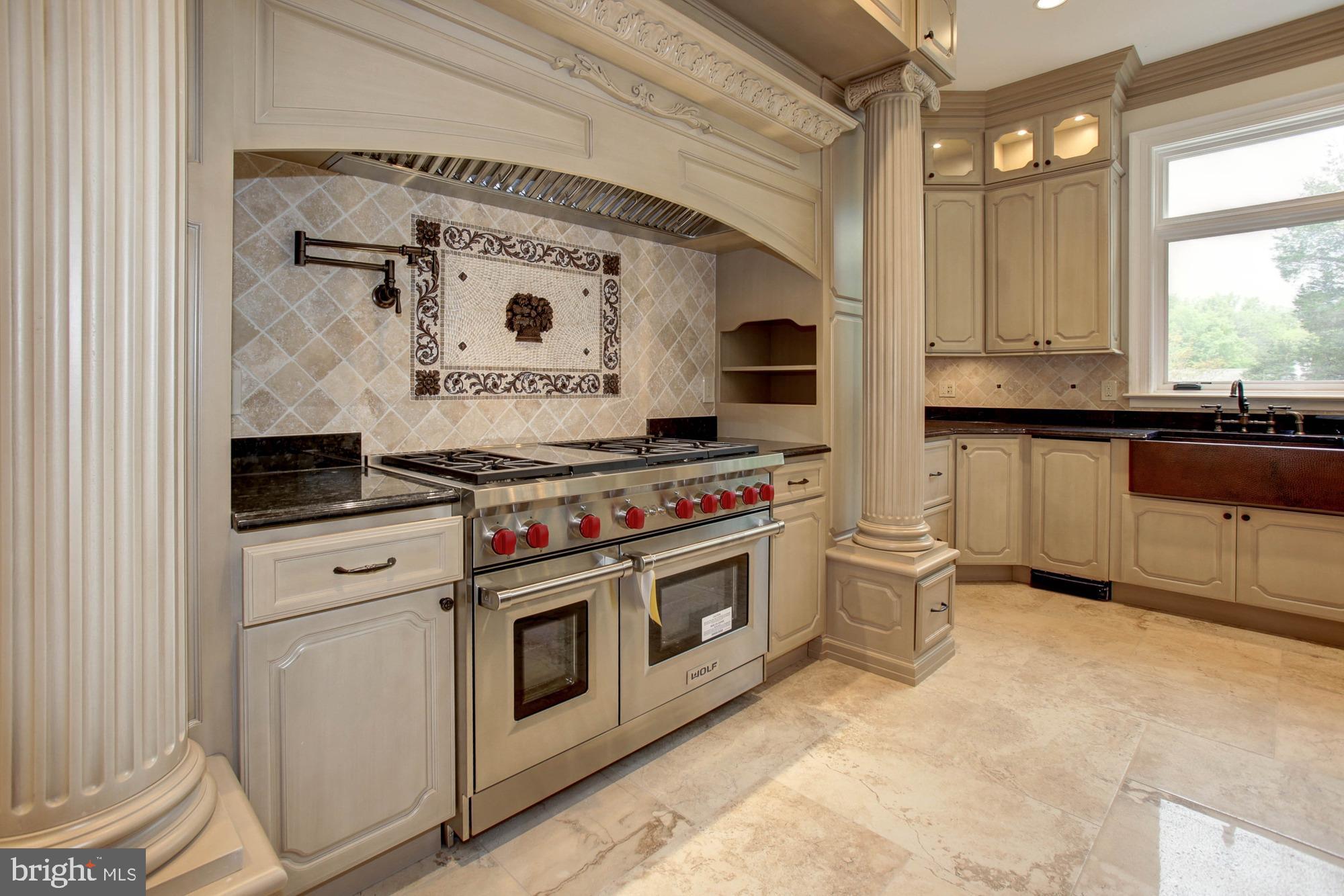 PEACOCK STATION - Residential