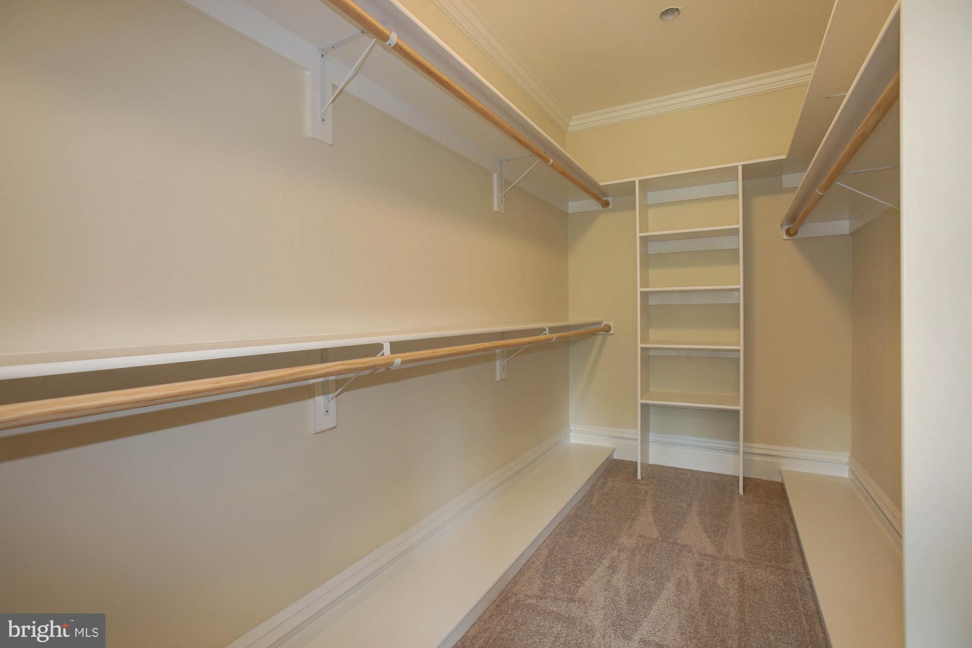 PEACOCK STATION - Residential