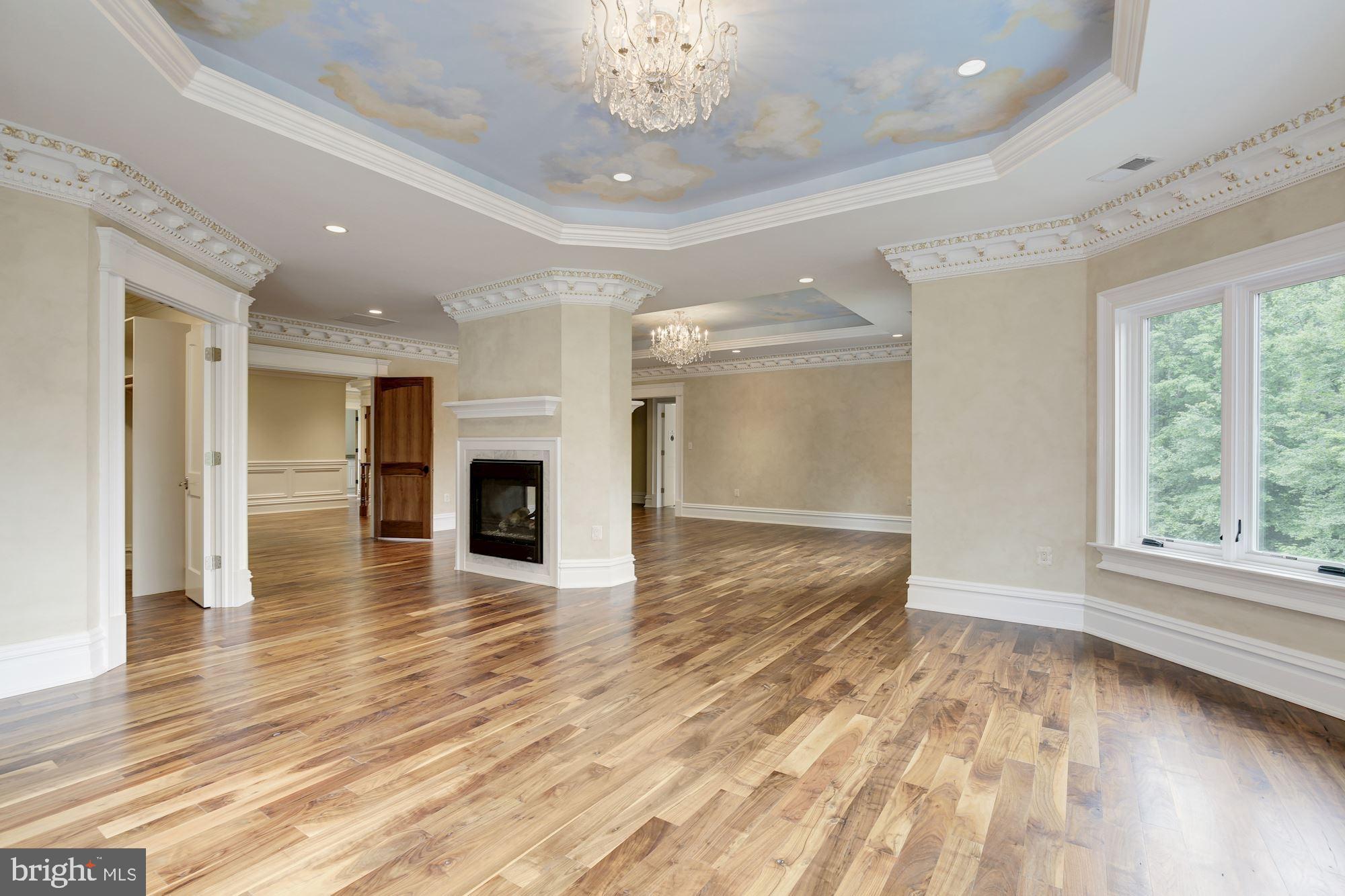 PEACOCK STATION - Residential