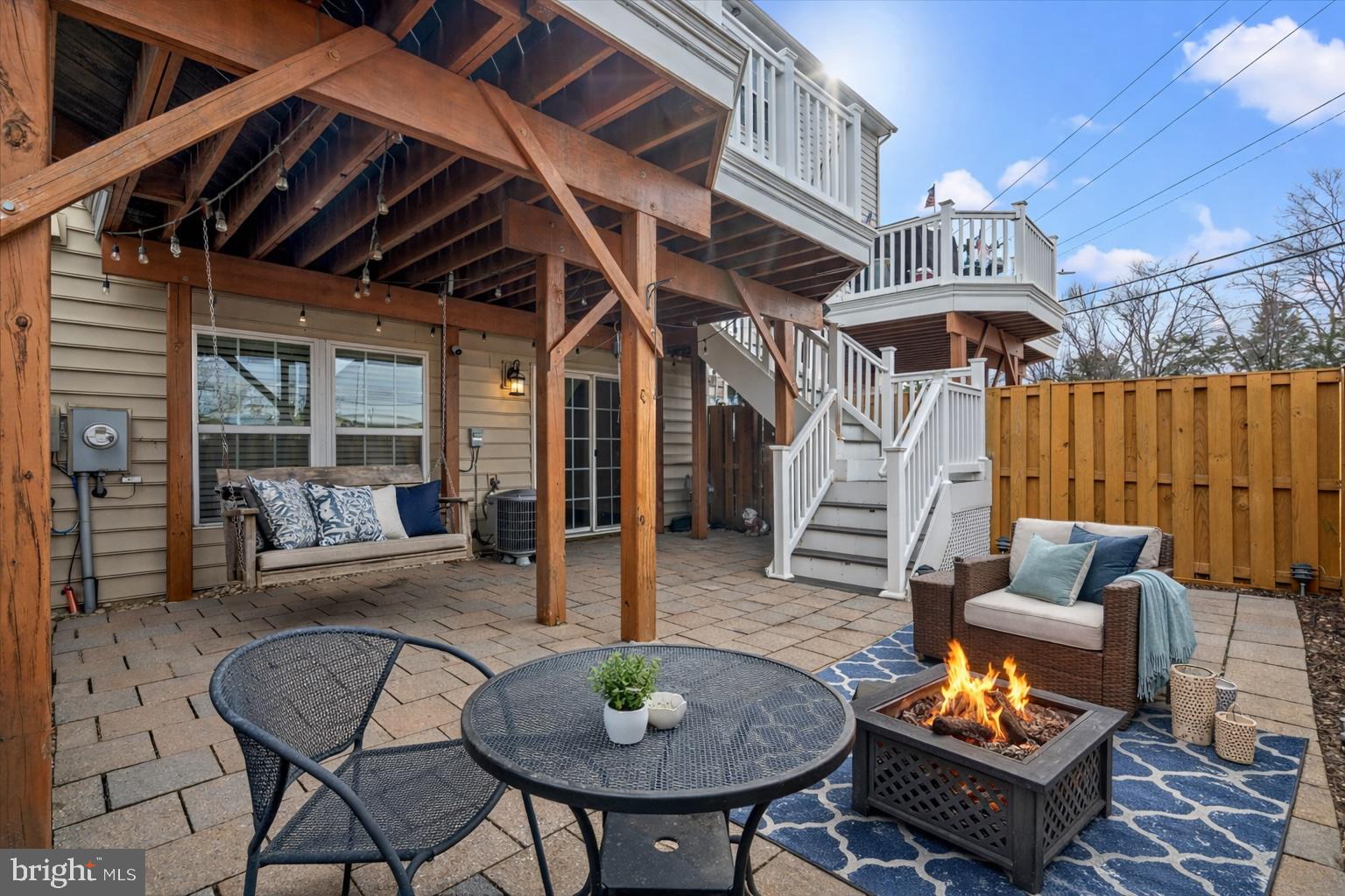 FOSTERS CREST - Residential