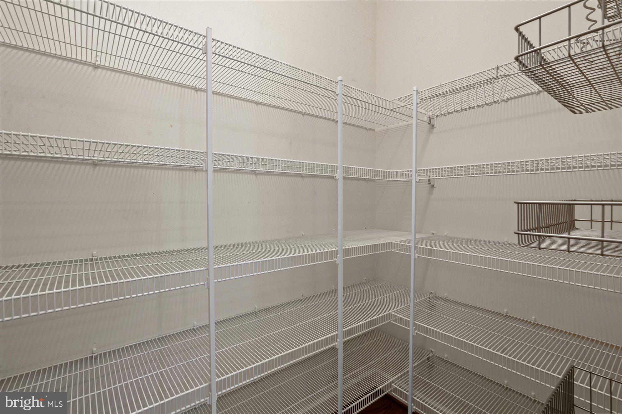 FOSTERS CREST - Residential