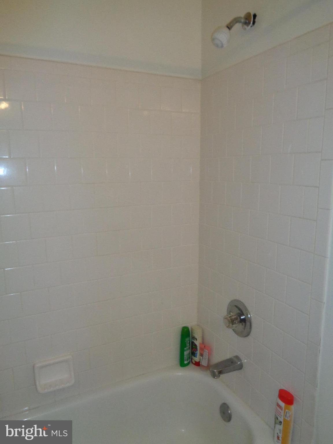 STONEHAVEN MEWS IN CROFTON VILLAGE - Residential