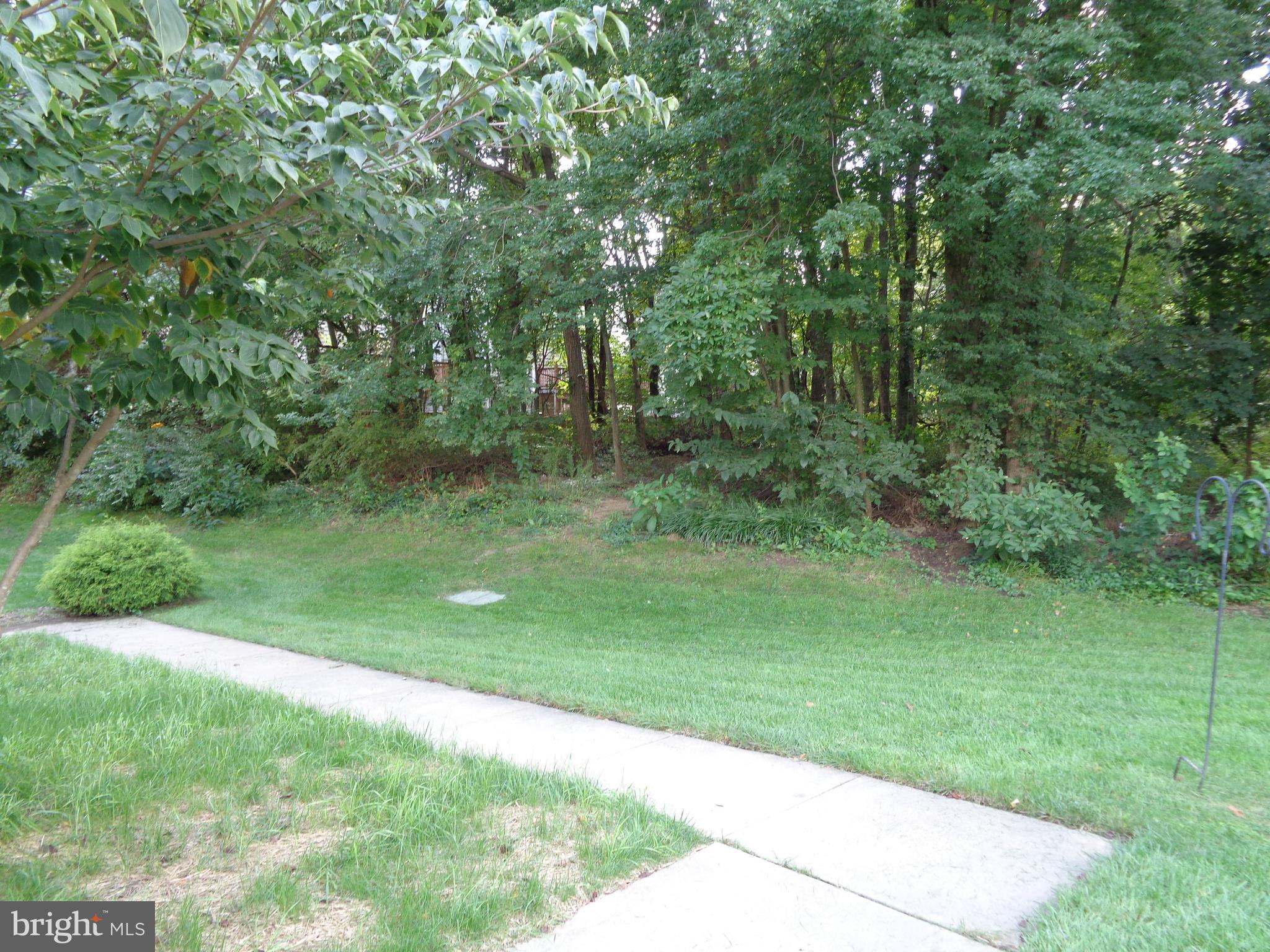 STONEHAVEN MEWS IN CROFTON VILLAGE - Residential