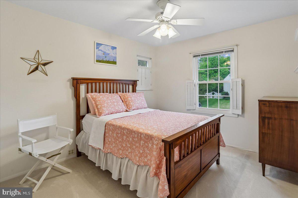 OLNEY ACRES - Residential