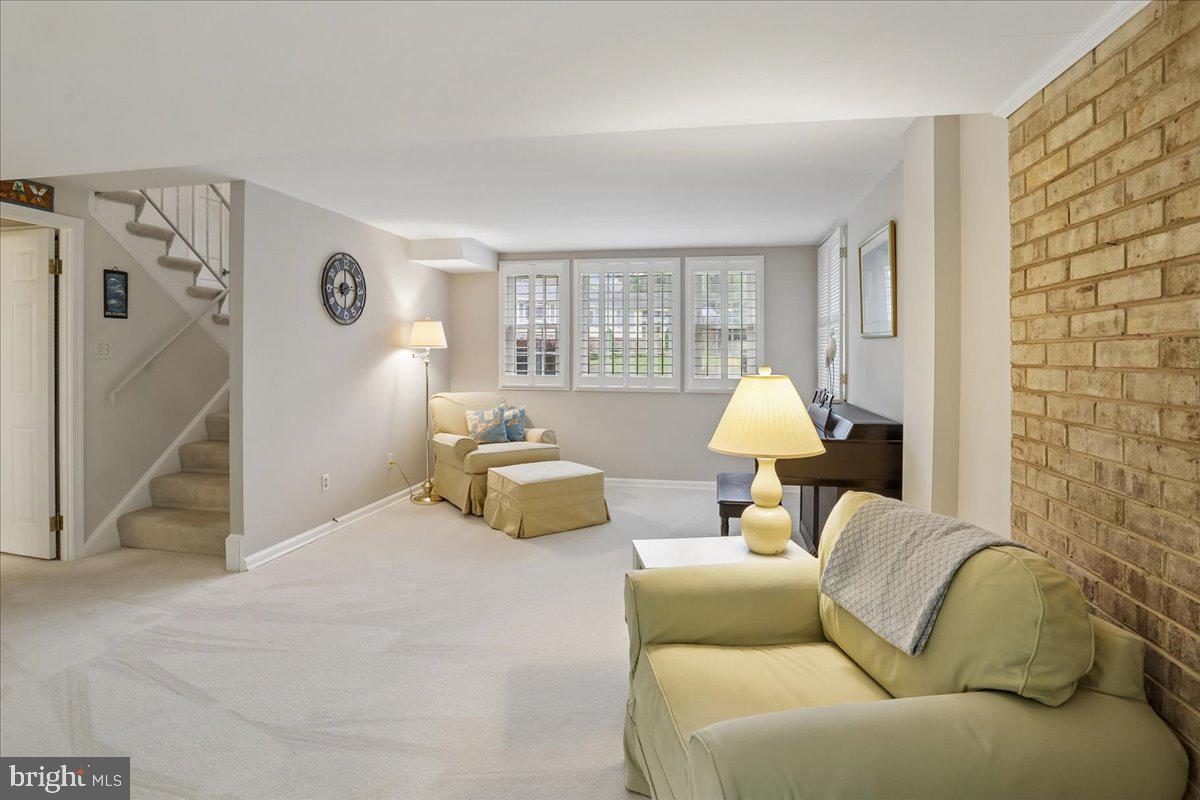OLNEY ACRES - Residential