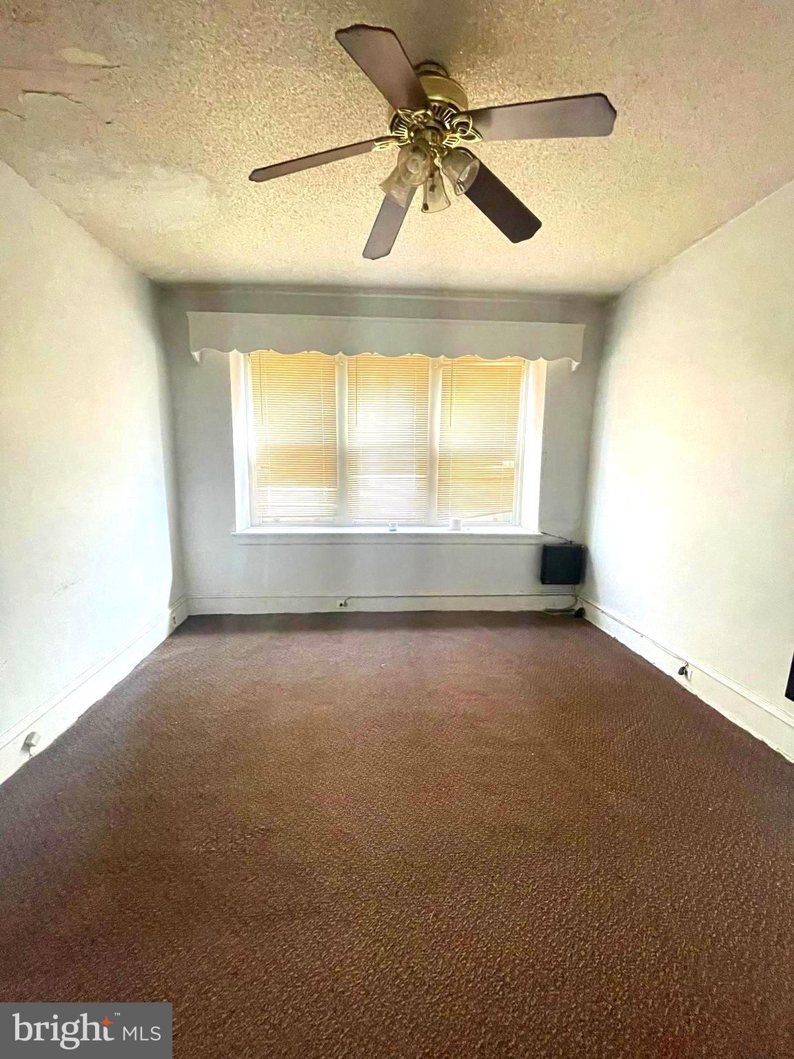 FRANKFORD - Residential Income