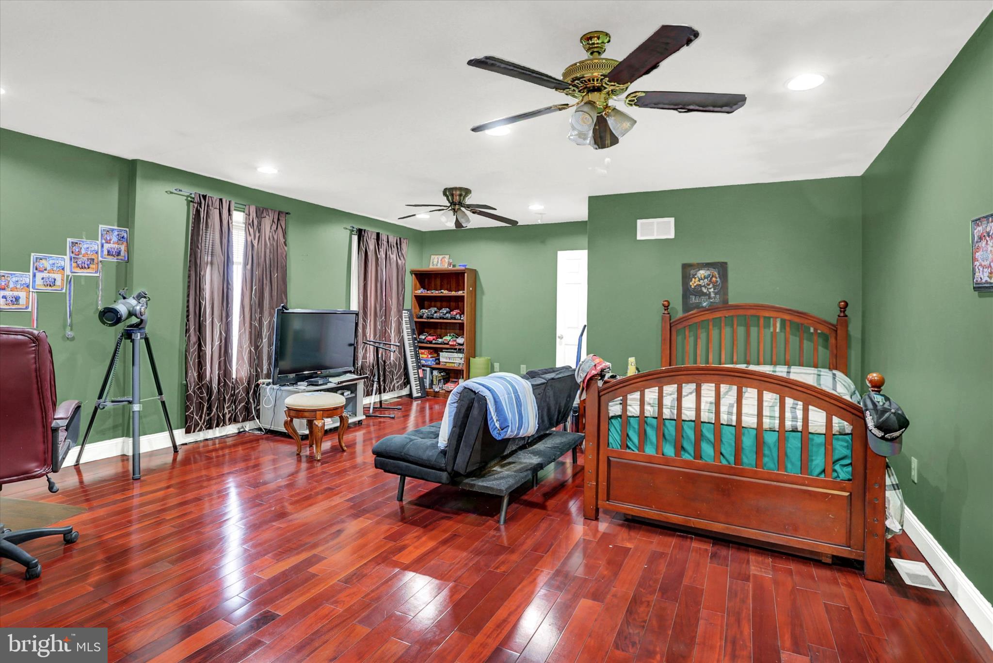 DUFFIELD CROSSING - Residential